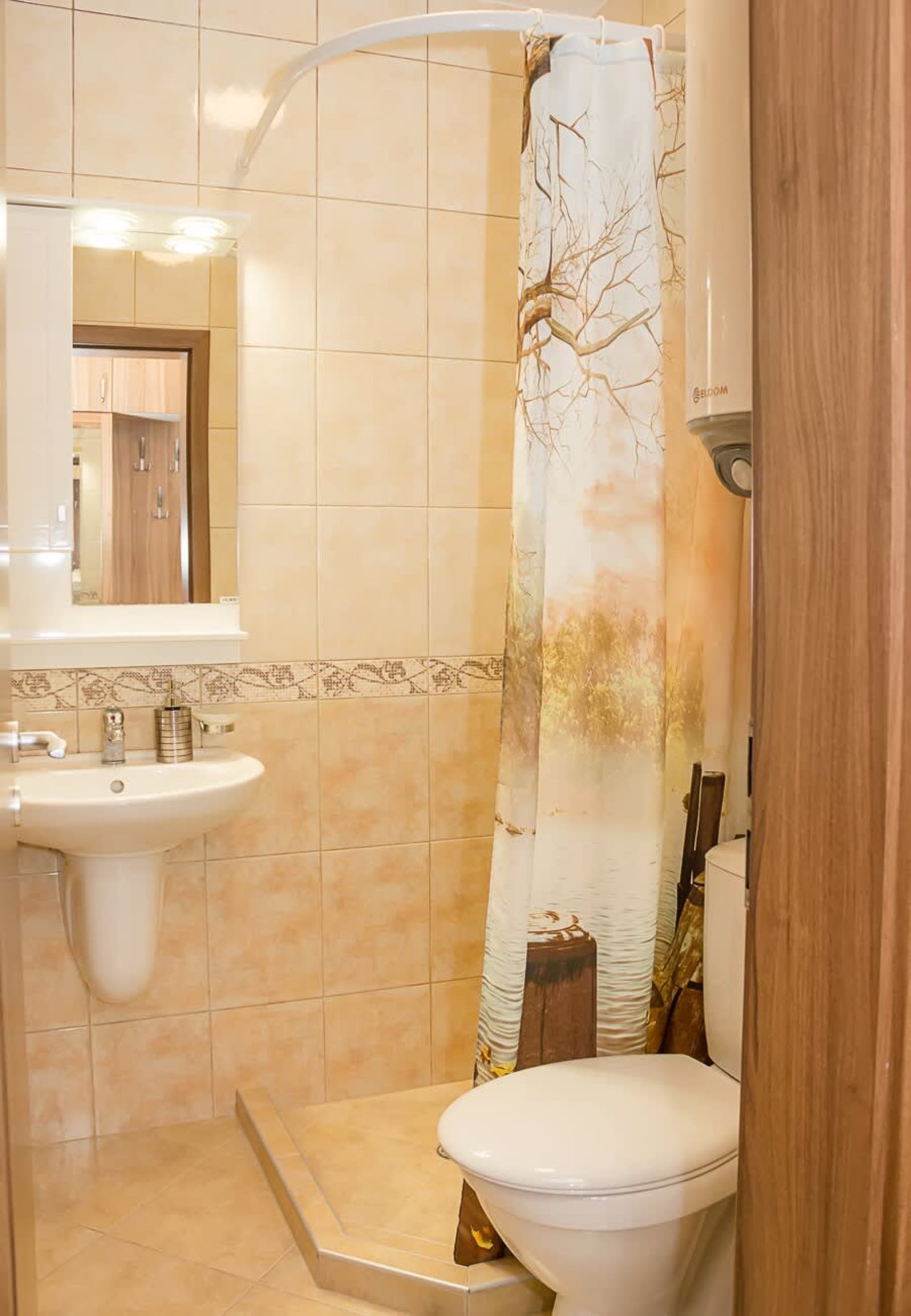 Bright Studio in Top Central Location in Varna - Photo 16