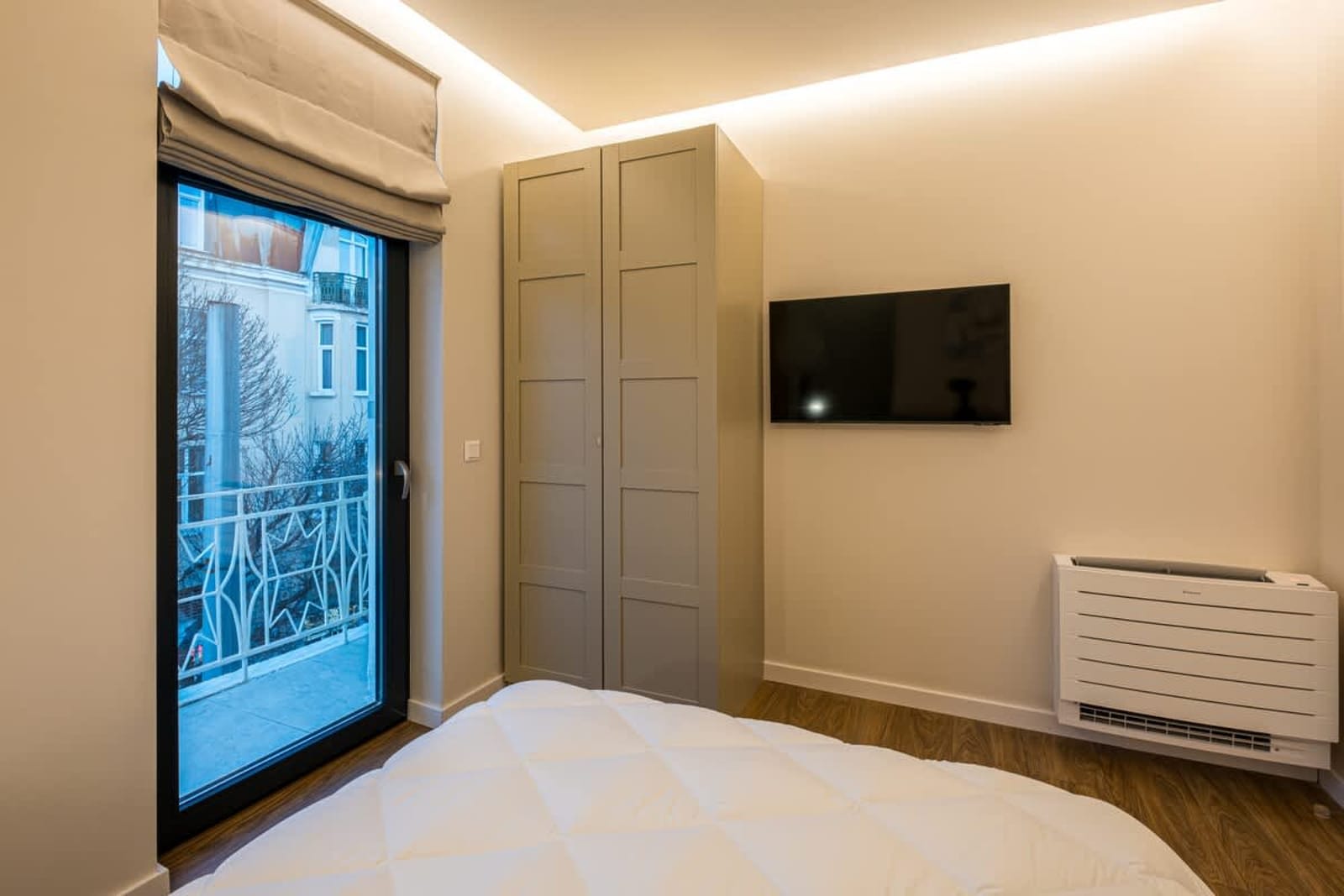 North 21 - Brand New Modern Apt in Sofia Center - Photo 11