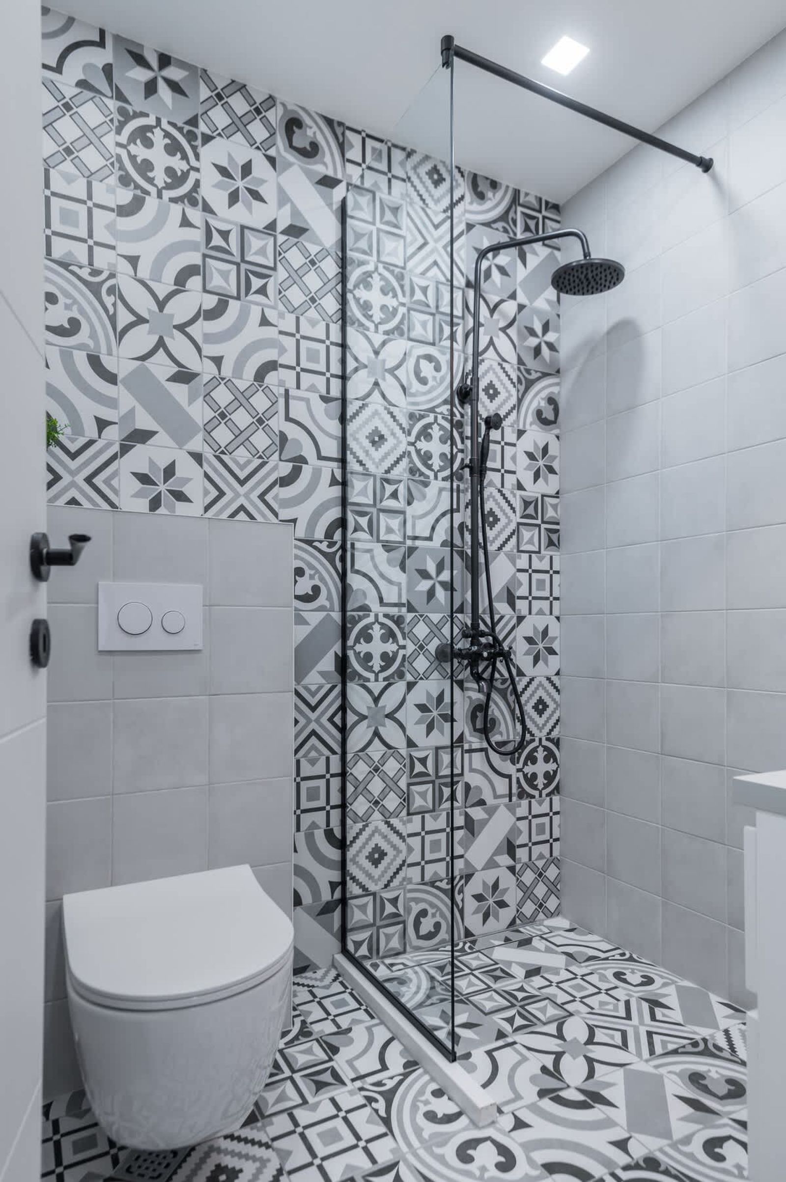 Charming Pastel 1BD Flat in the Heart of Sofia - Photo 11