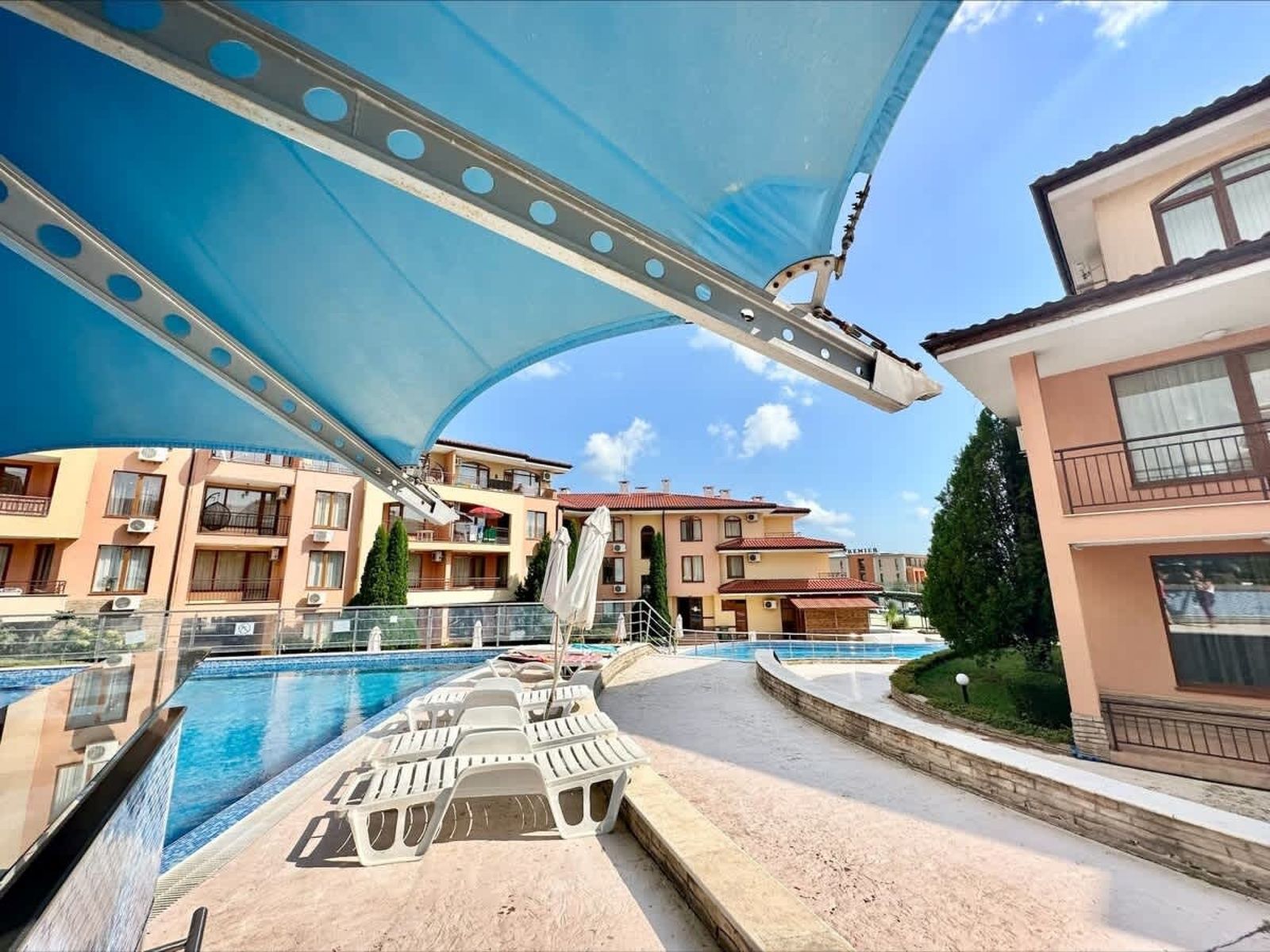 Cozy Studio in Panorama Dreams - Photo 11