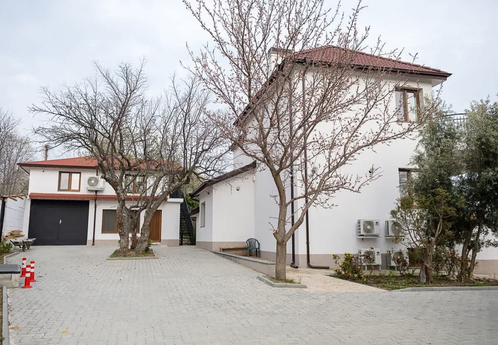 Private Villa with 5BD, Pool &amp; Stunning Sea Views - Photo 59