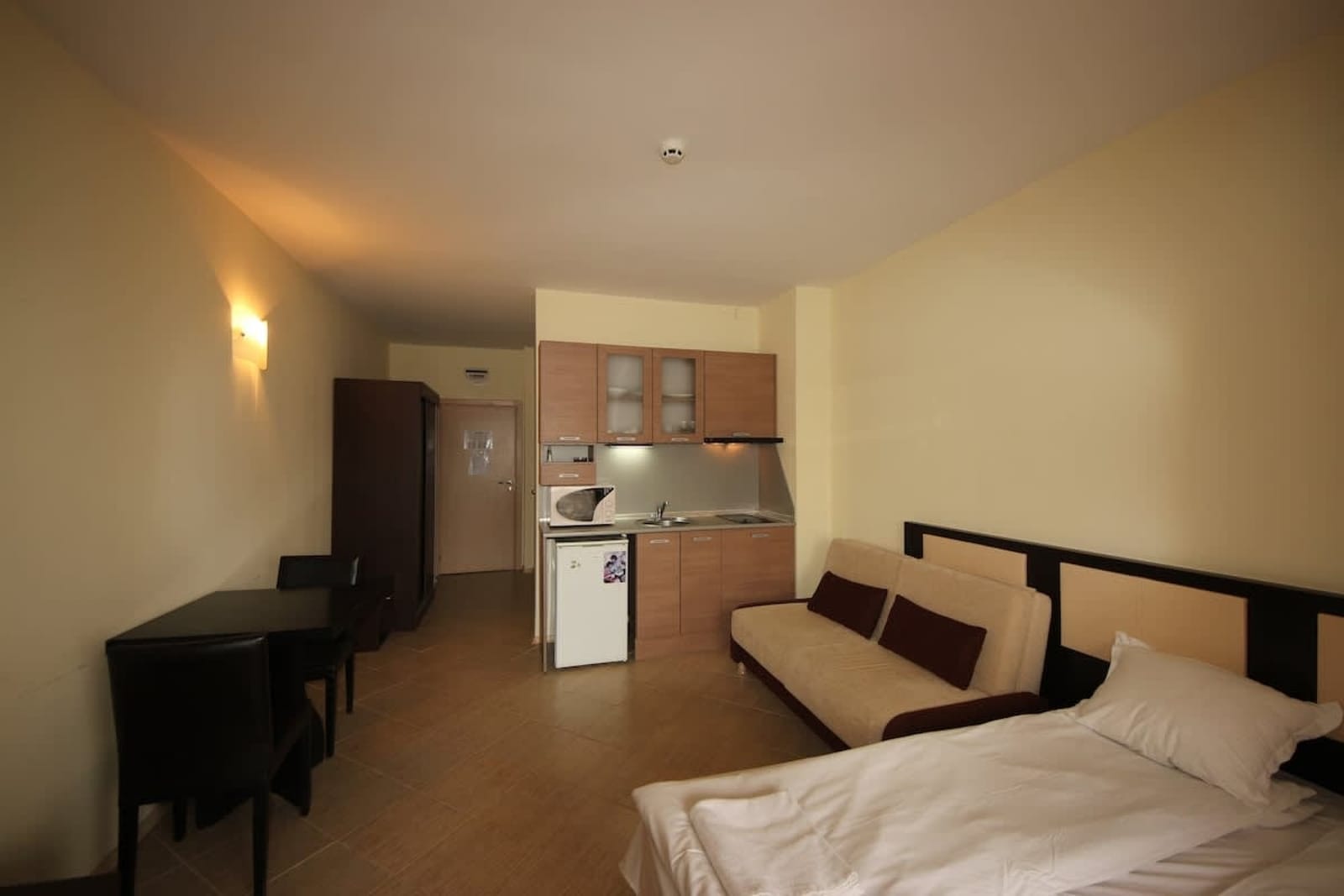 Studio by the Coast in Nestinarka - Photo 29