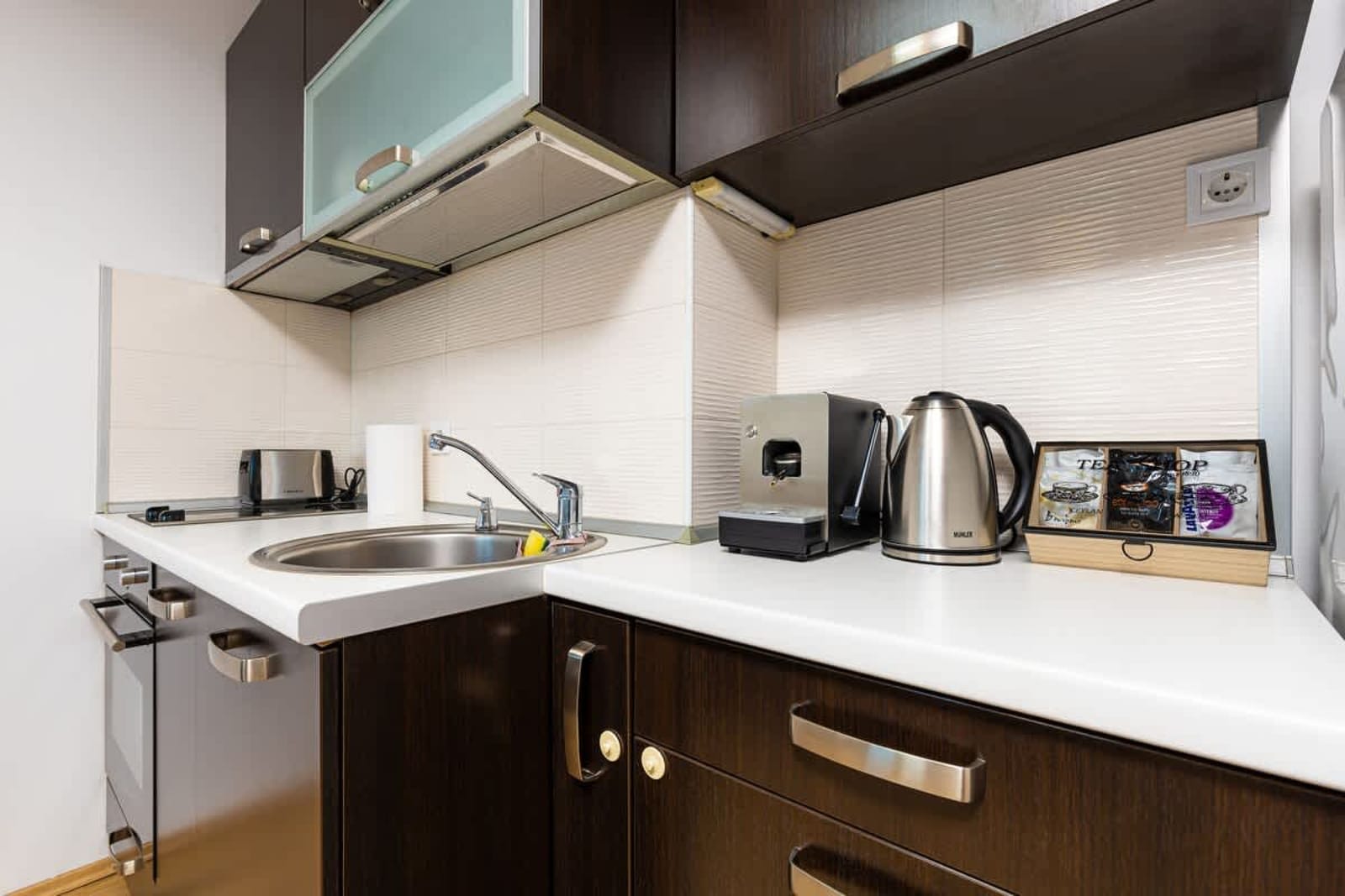 Nice 1BD Apartment next to Medical University - Photo 8