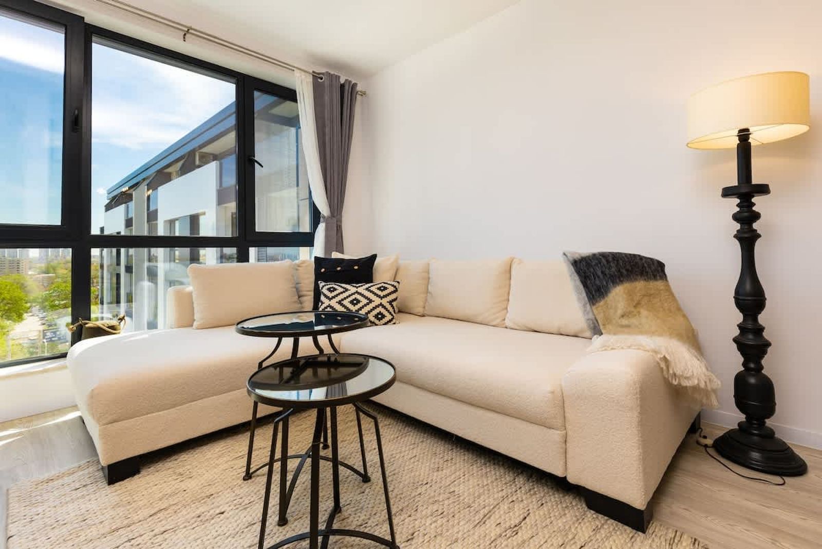 Exclusive One-Bedroom Retreat + Private Parking - Photo 15