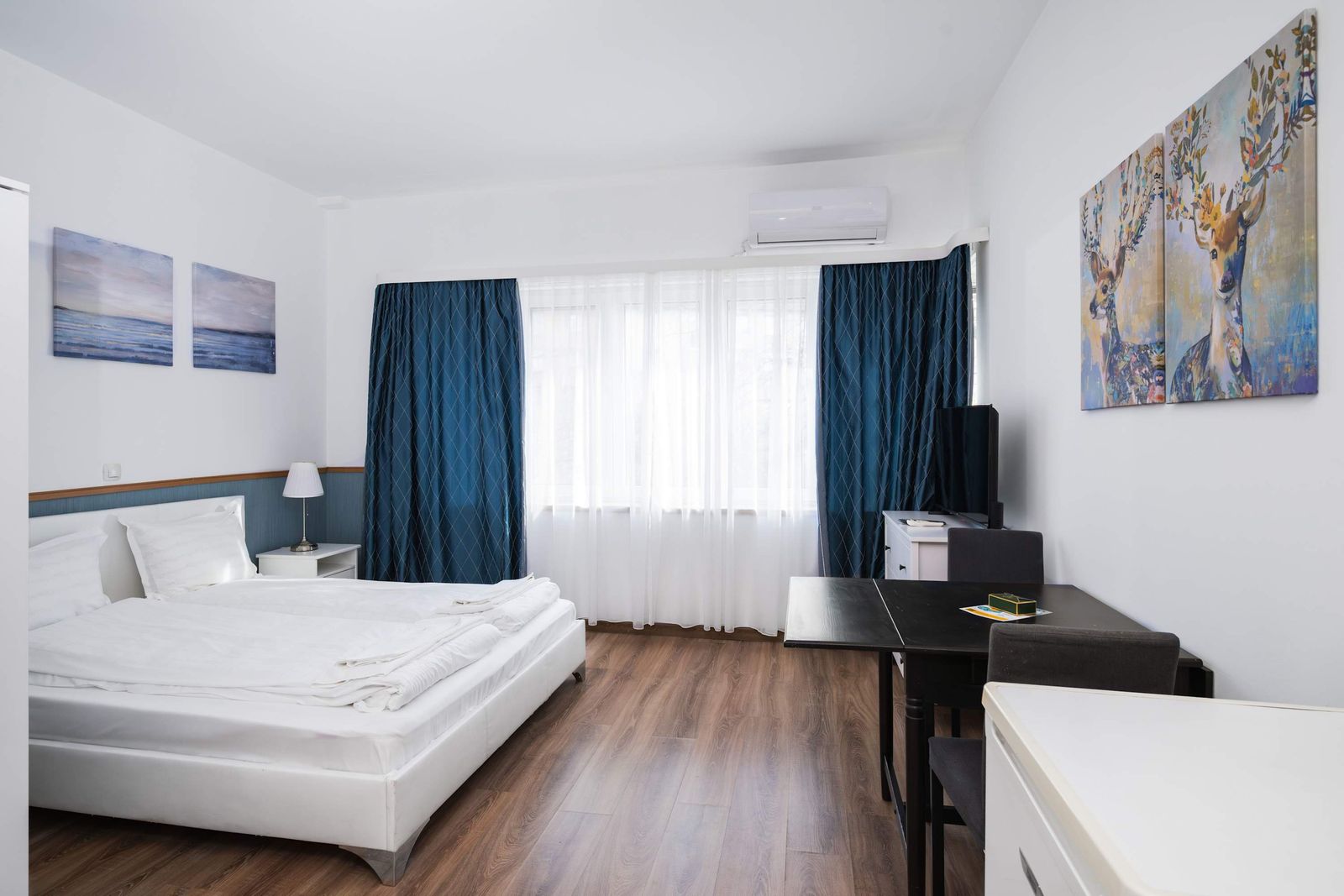 Charming Studio on Vitosha Street - Photo 10