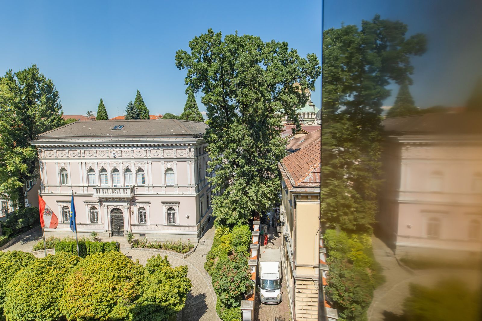 Sense Hotel Sofia - Photo 17