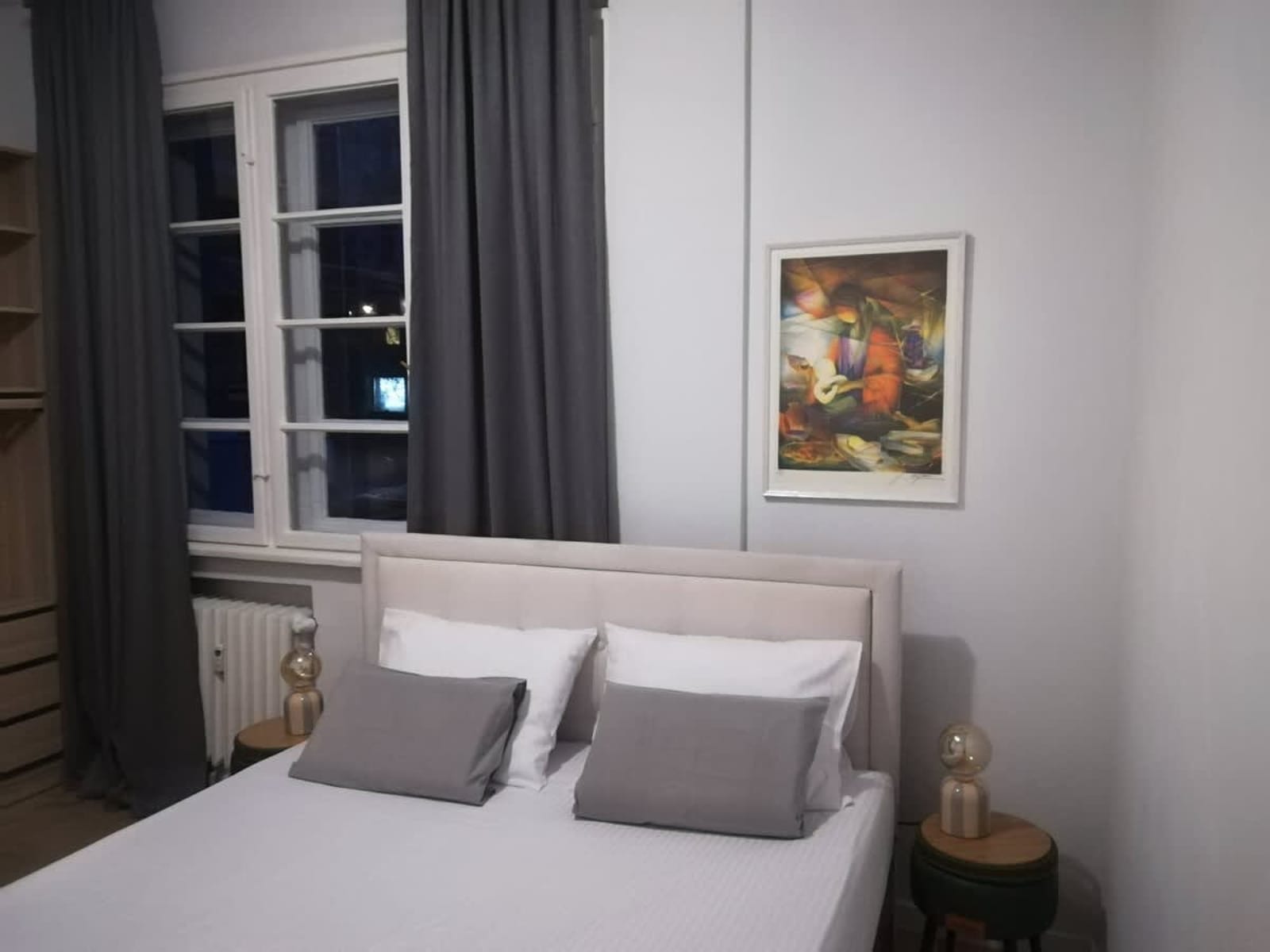 Urban Comfort: Central 1BDR near - Photo 2