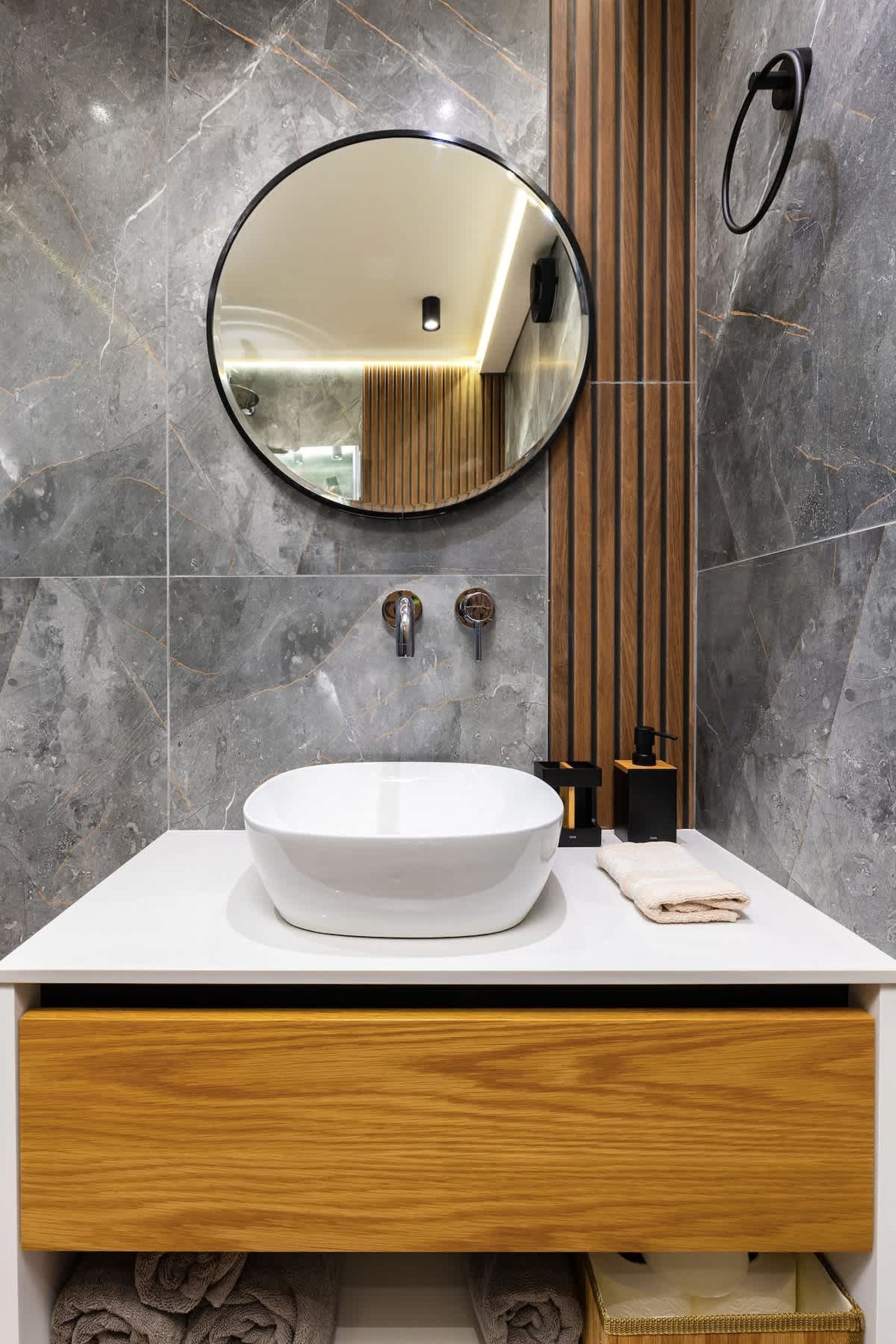 Happy People Plovdiv - Grey 1-BD Apartment - Photo 25