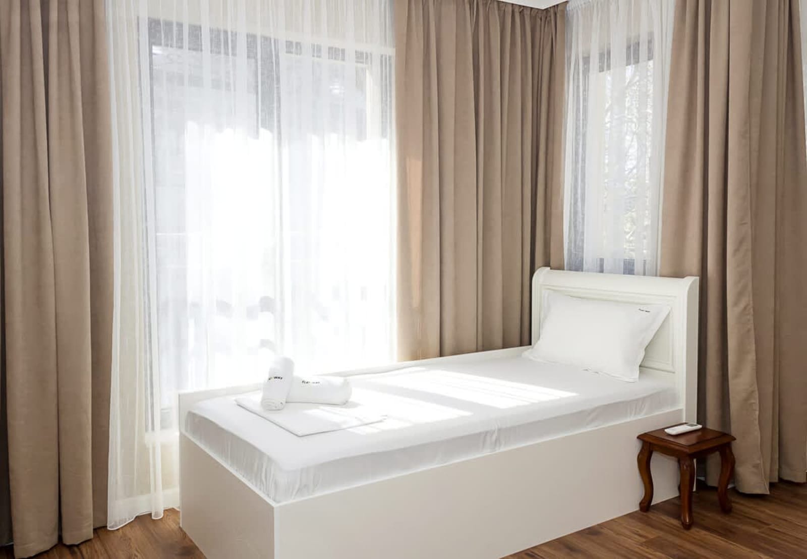 2BD Home In The Heart Of Varna with Parking - Gold - Photo 22