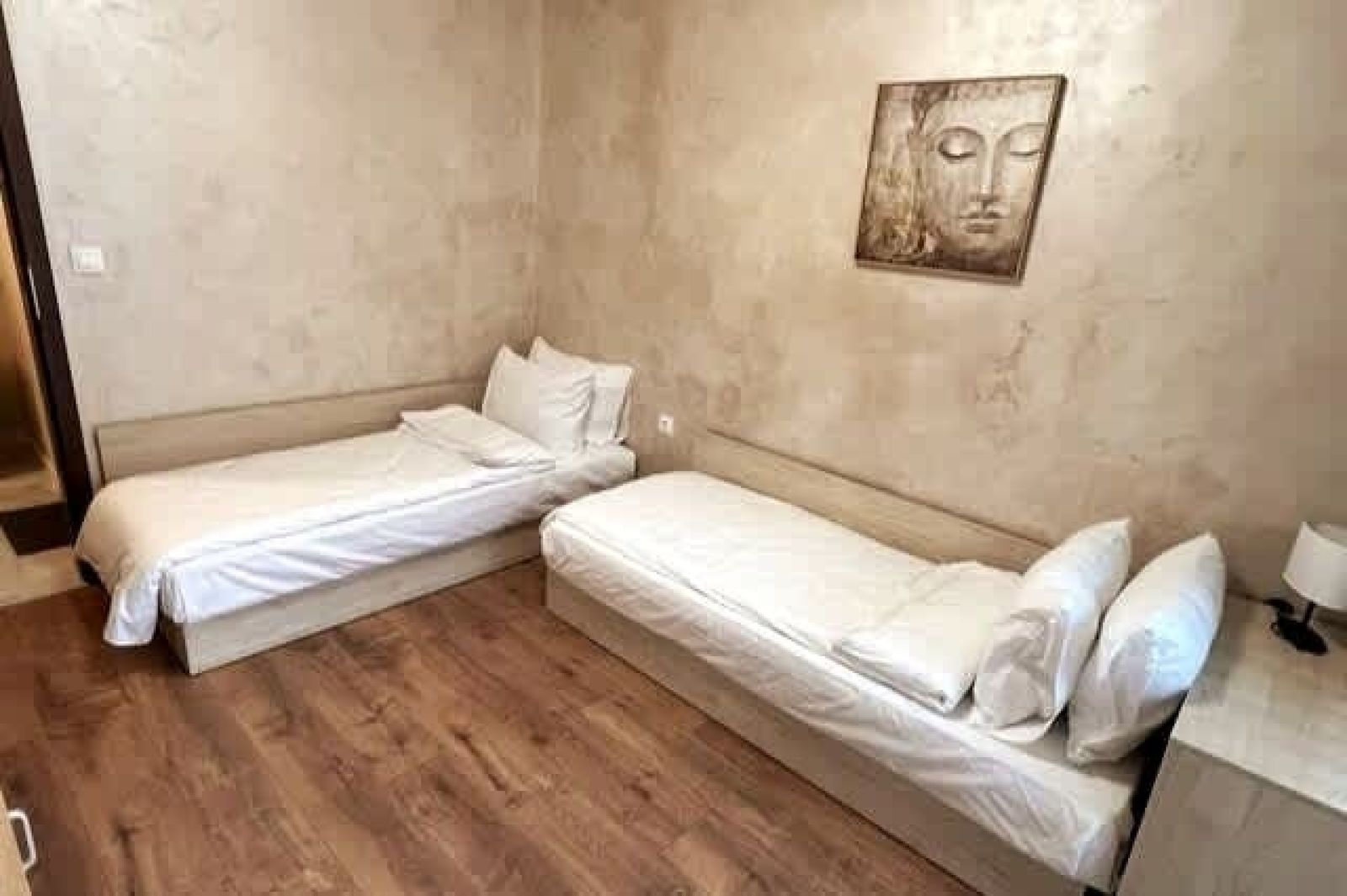 Апартамент Комфорт 2 близо до летището - Photo 10