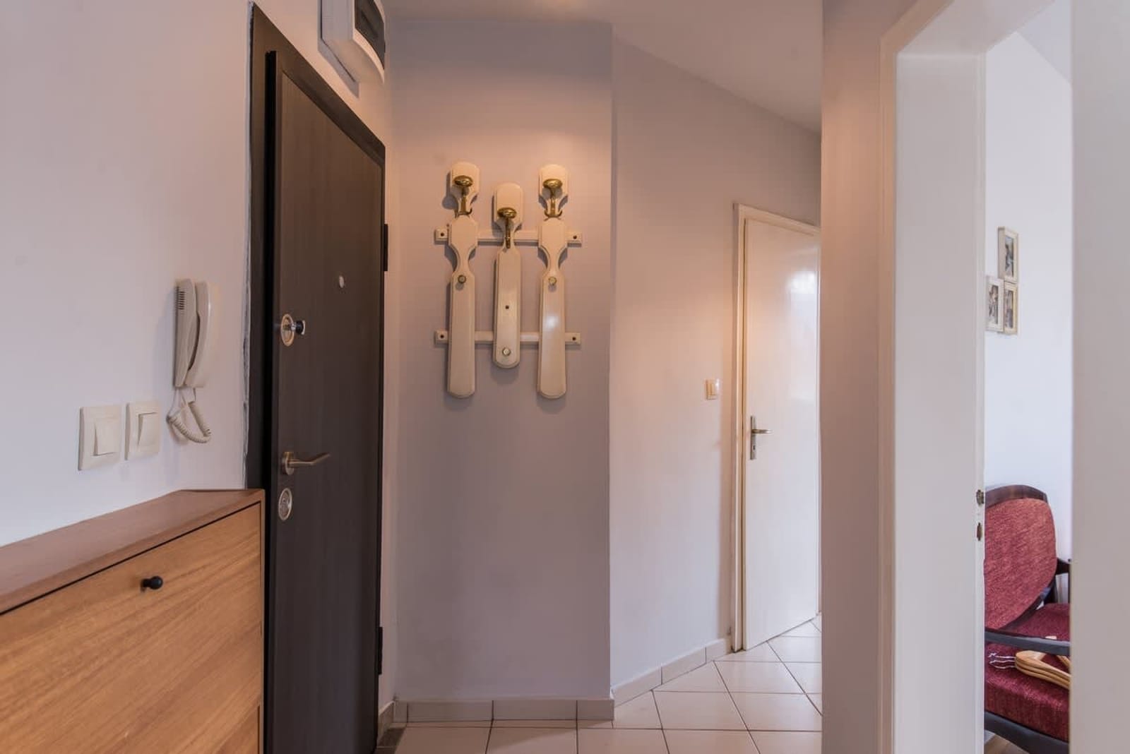 Colorful 2BD Apartment next to Serdika Center - Photo 6