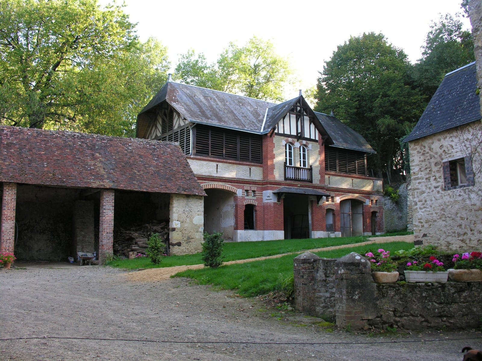 Authenticity and elegance in the Loire Valley, France - Photo 13