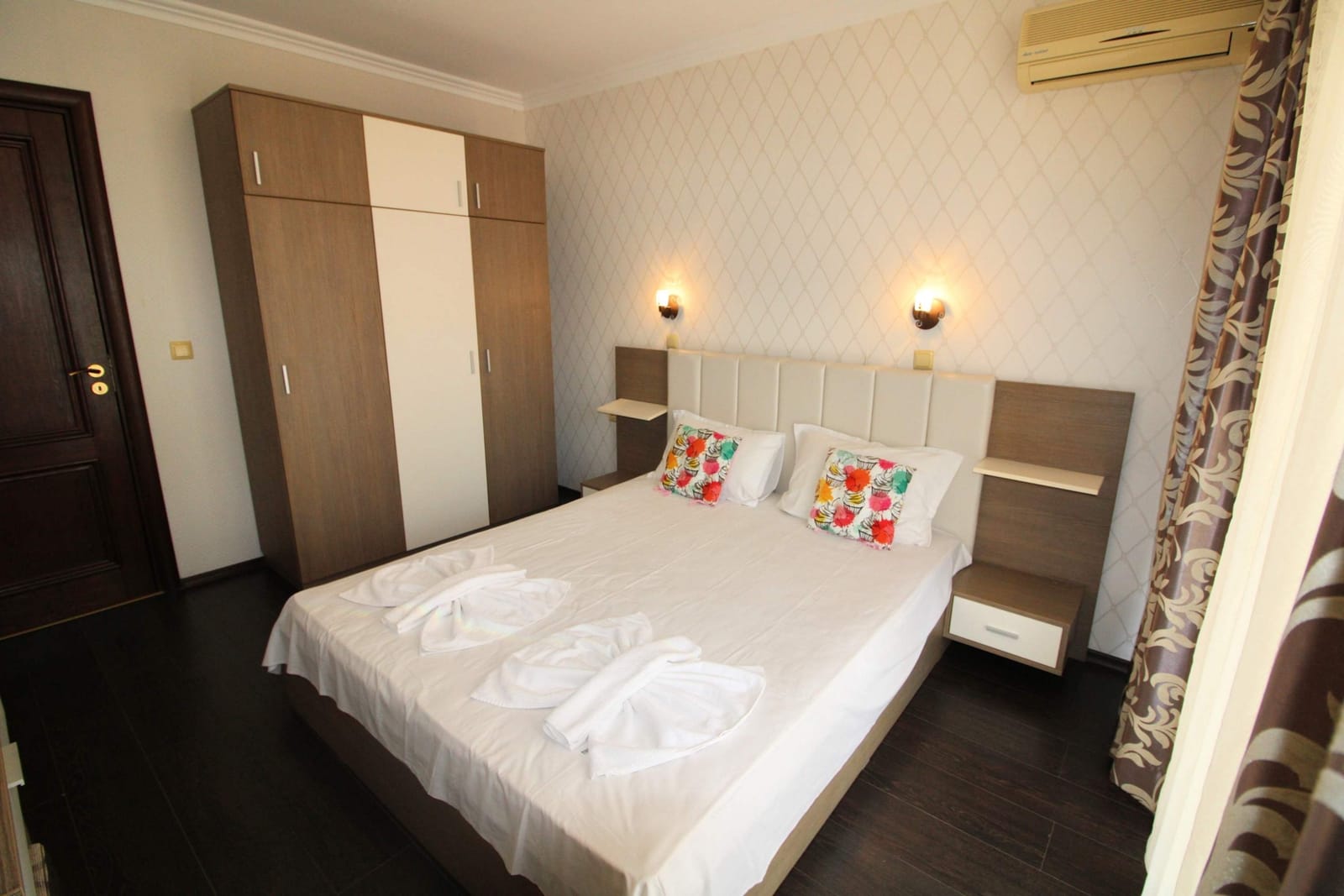 Comfortable Apartment With Sea View - Photo 2