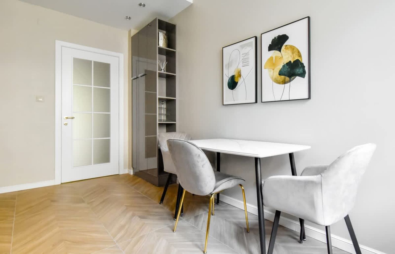 Designer 2BD Apt Near Alexander Nevski Cathedral - Photo 12