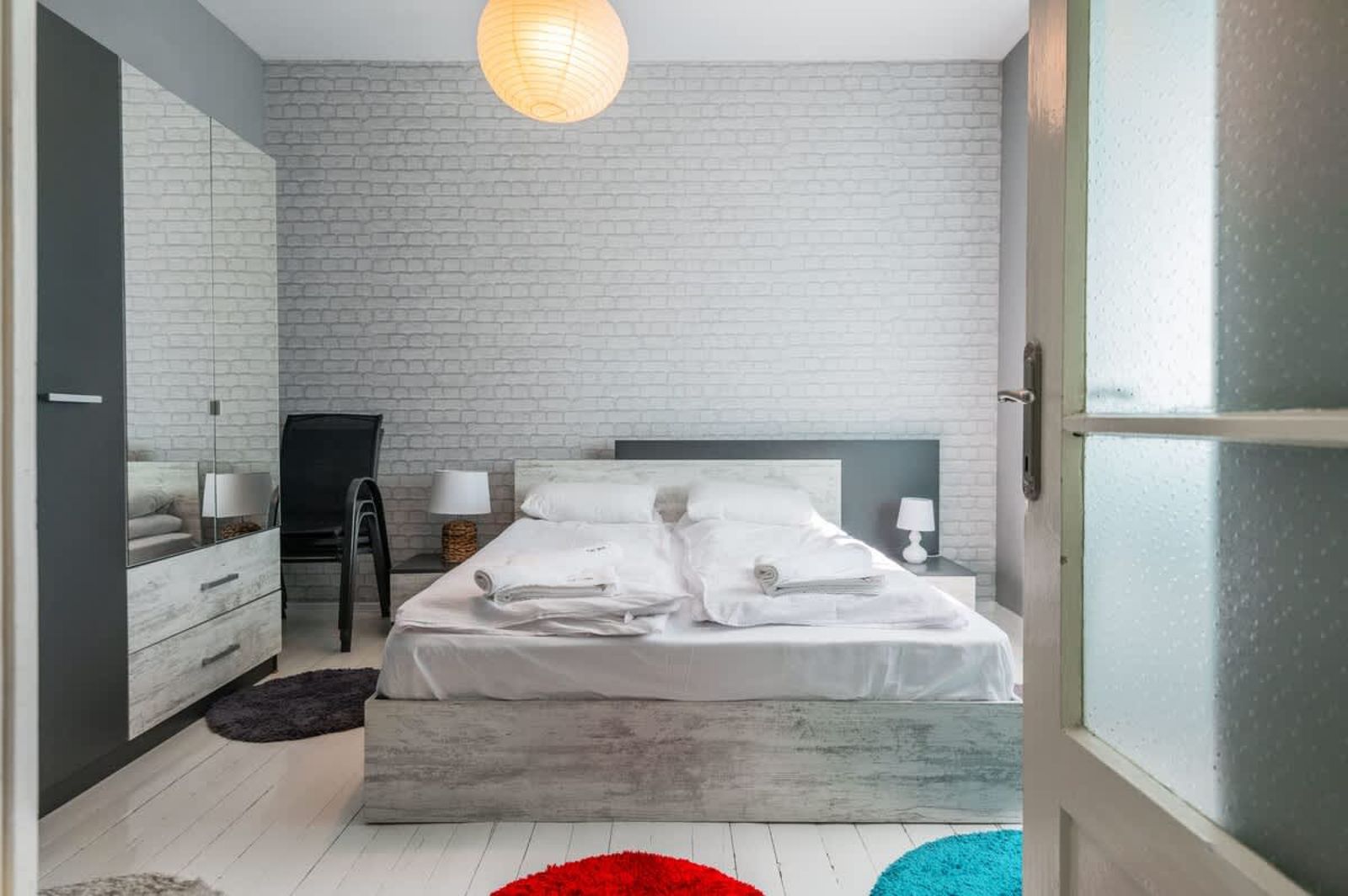 Hristina Tsar Simeon · 2BD flat near Serdica II station - Photo 12