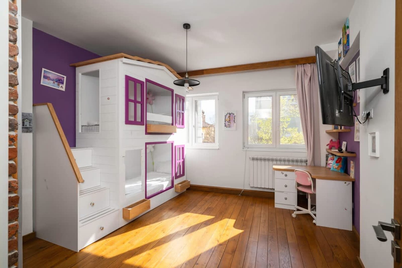 Central 3BD w/ Fast Wi-Fi | 2 min to Vitosha Blvd - Photo 13