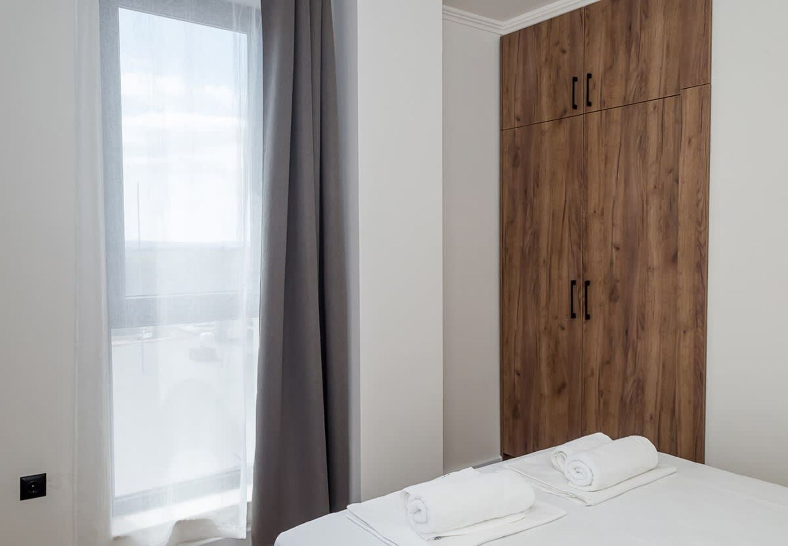 Cozy &amp; Bright 2-BR Flat Next to Grand Mall Varna - Photo 17