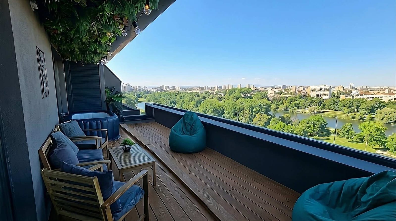 Luxury Apartment with Jacuzzi, River view &amp; Underground Parking - Photo 11