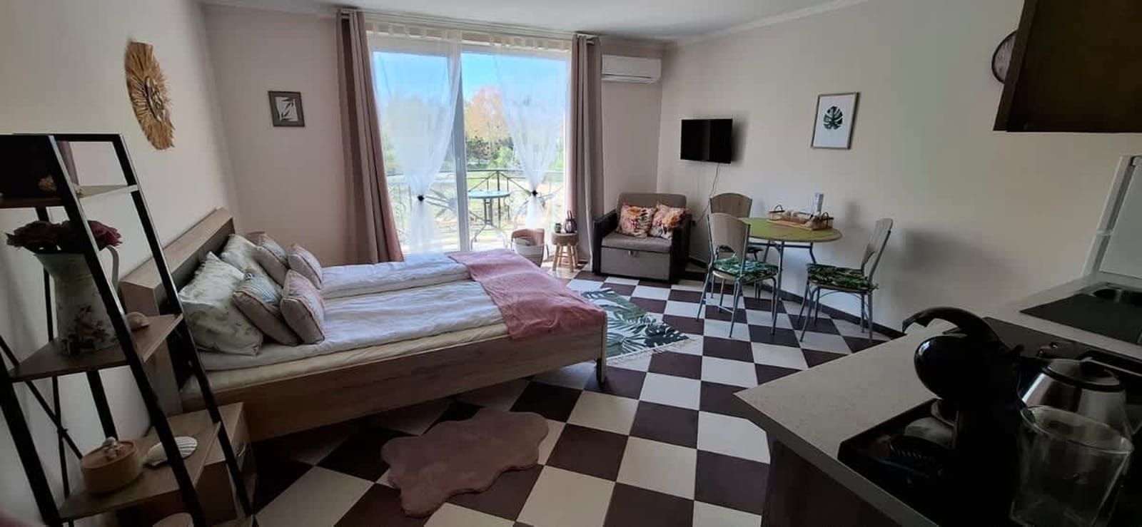 Cosy Studio in Hacienda - Cover Photo