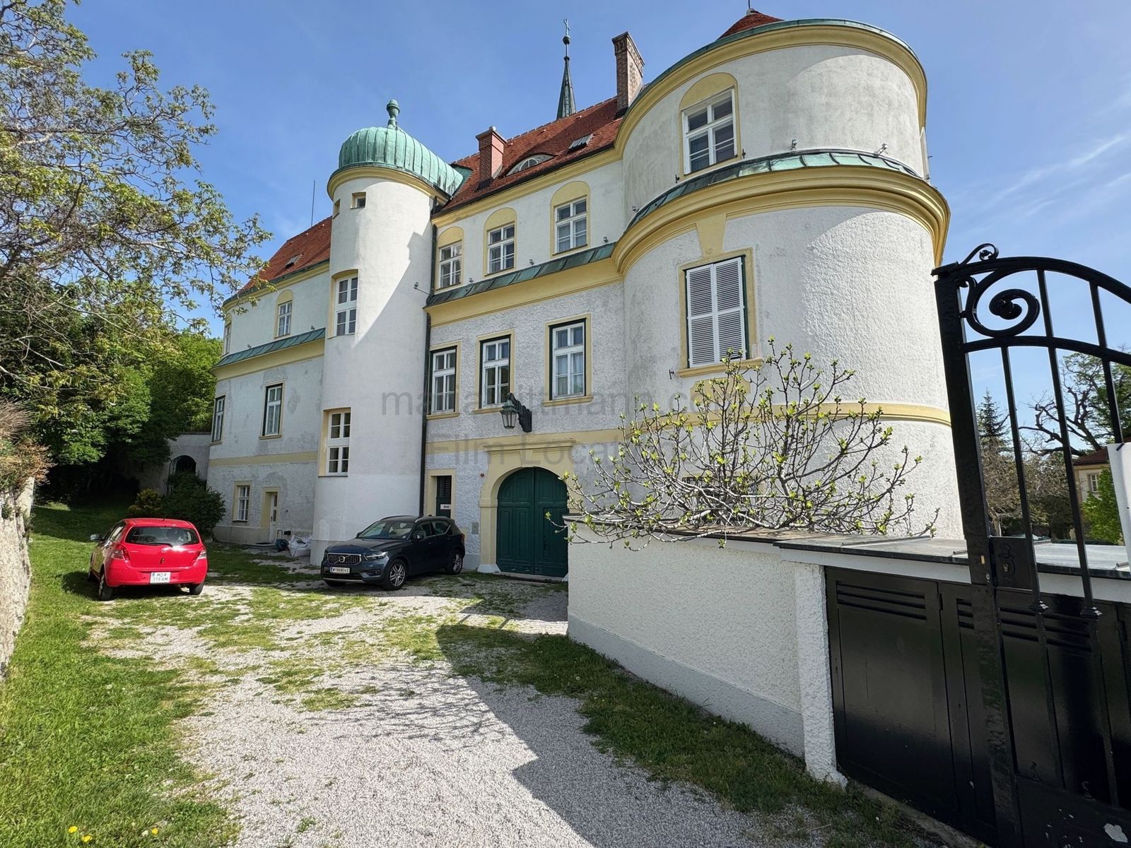 Location 489 - Cover Photo