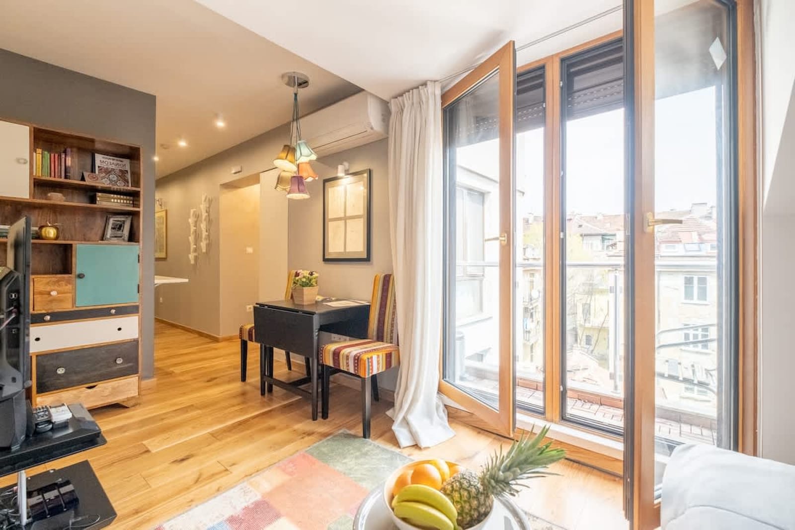 High-end Designer Studio - AC + Parking - Photo 39