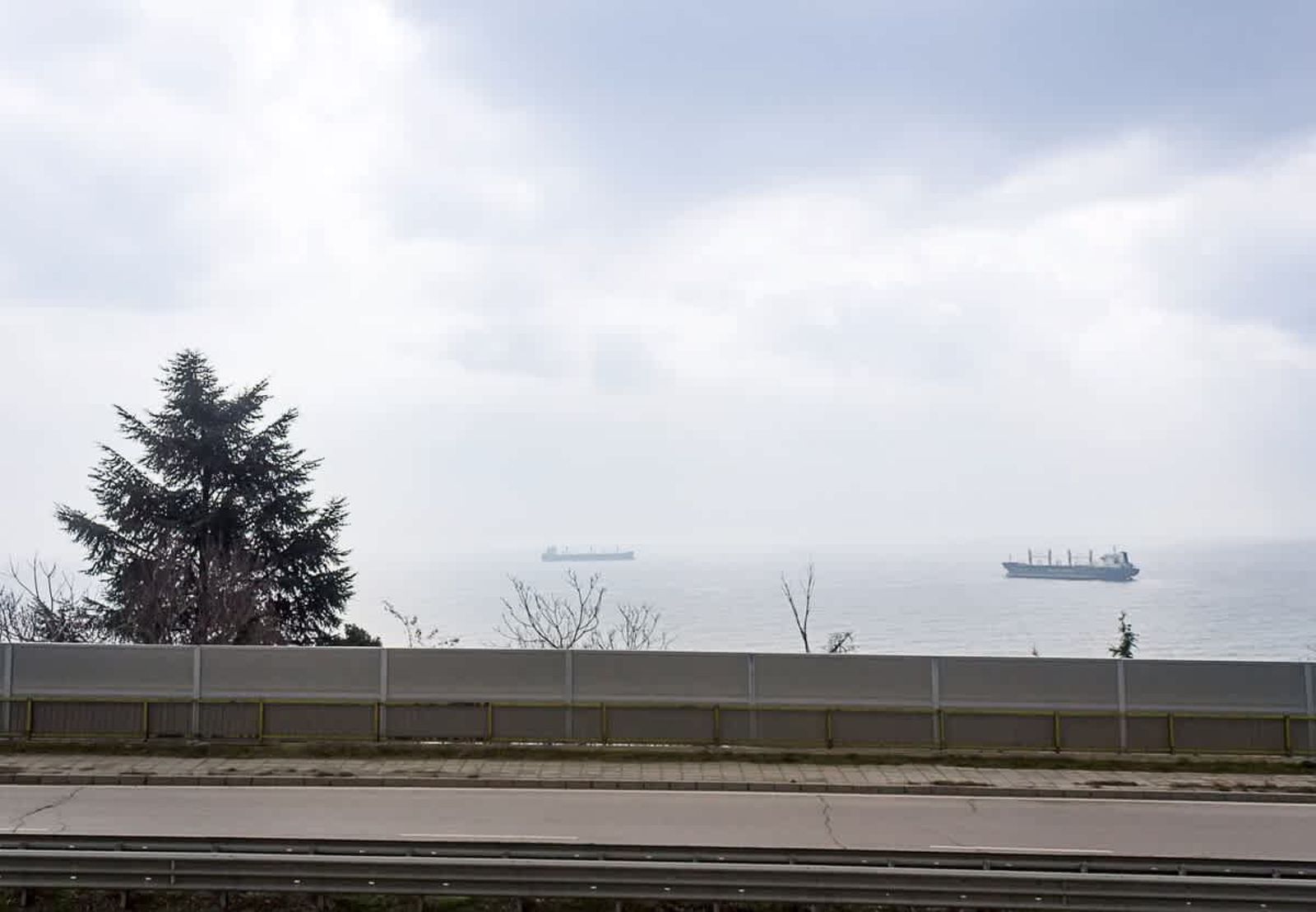 New Colorful 1BD Getaway with an Amazing Sea View - Photo 25