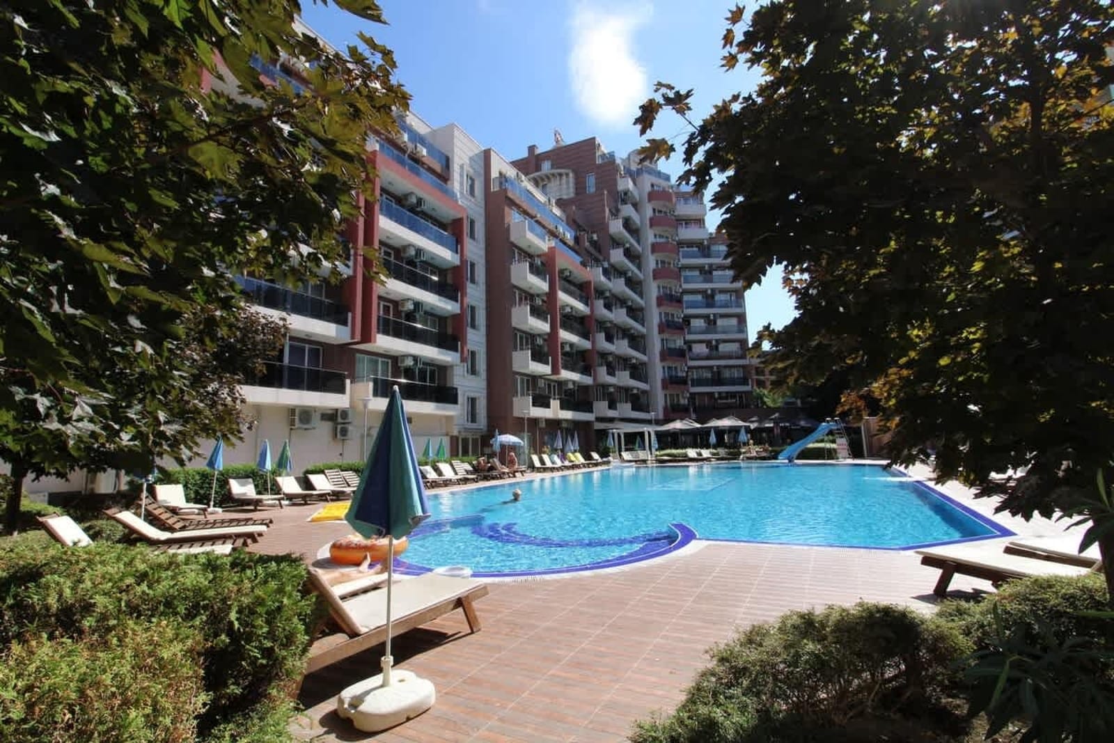 Family Studio with balcony in Admiral Plaza - Photo 9