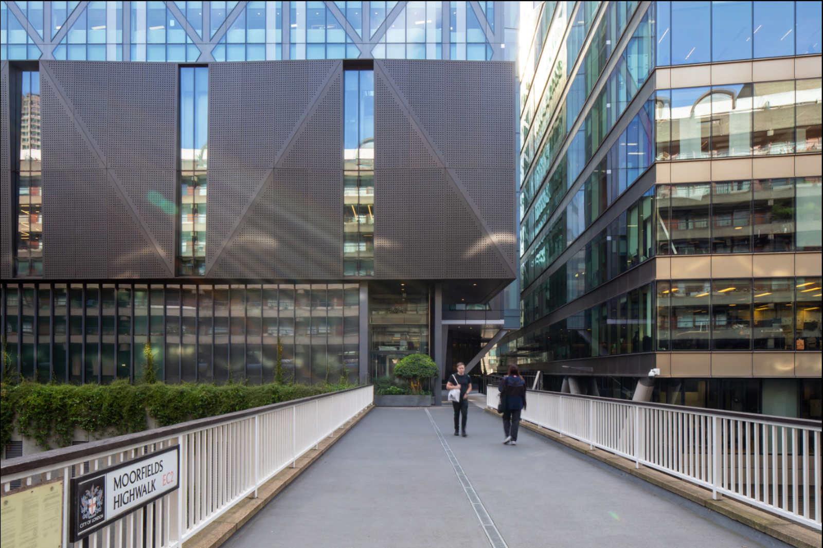 Deutsche Bank Headquarters - Photo 5