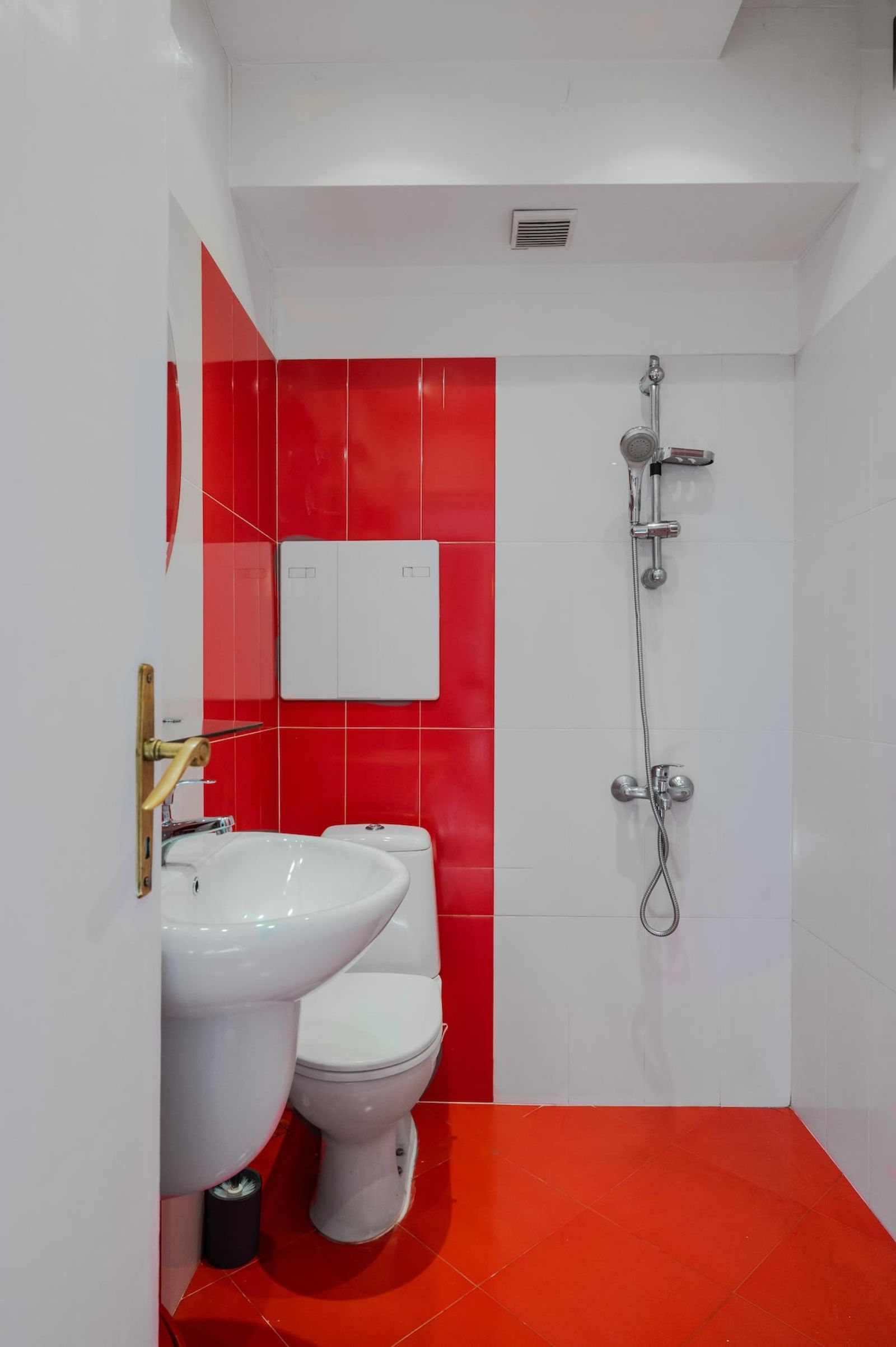 The Blue Art Spot in Sofia Prime City Center - Photo 15