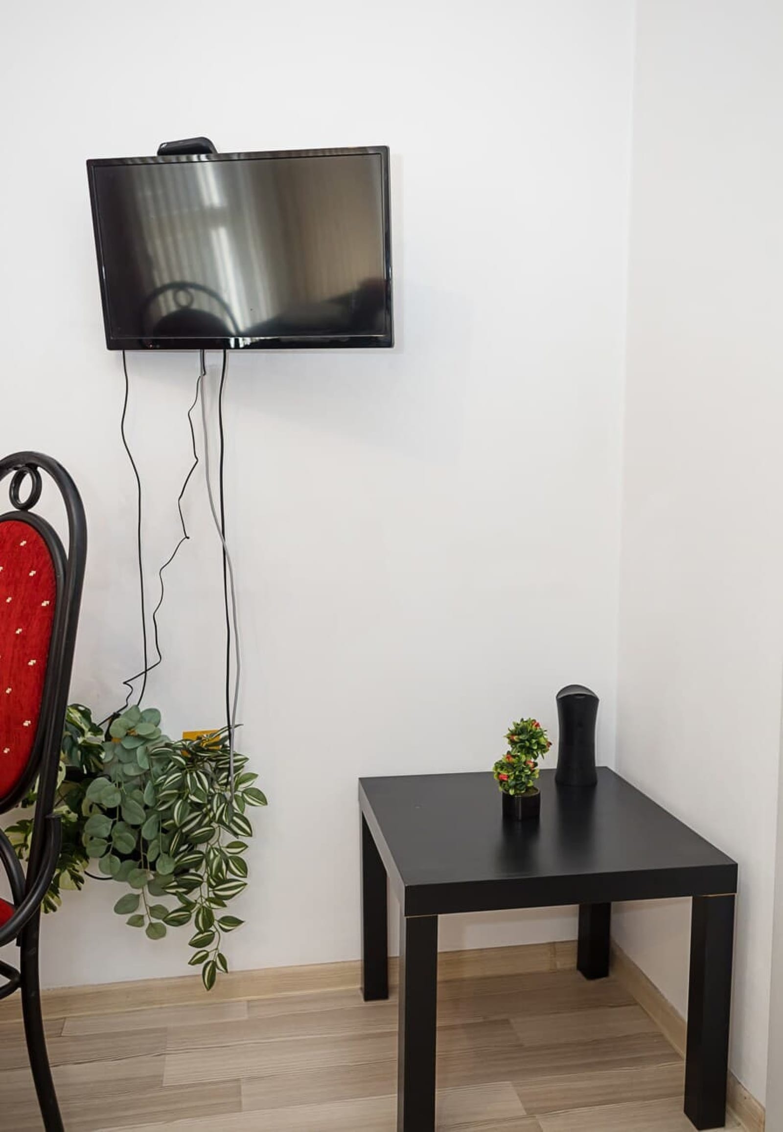Studio Near Grand Mall Varna | Cozy &amp; Convenient - Photo 8