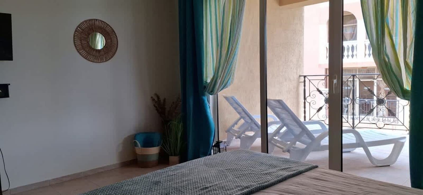 Stunning Sea View Studio in Elenite - Photo 25