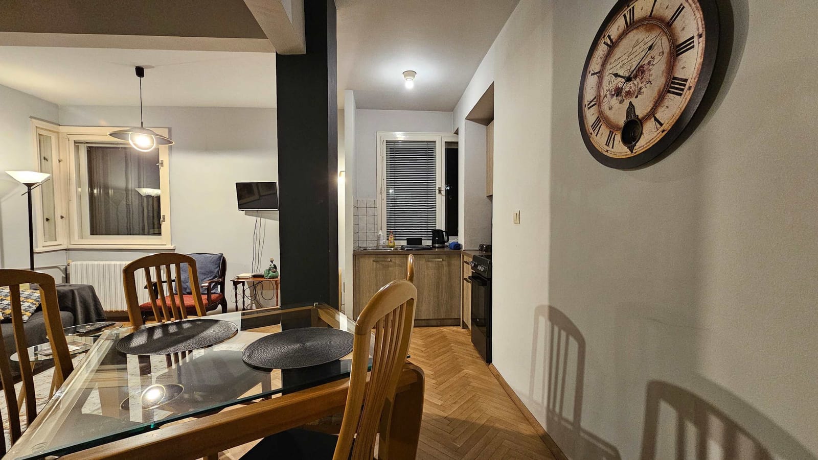 Colorful 2BD Apartment  next to Serdika Center - Photo 26