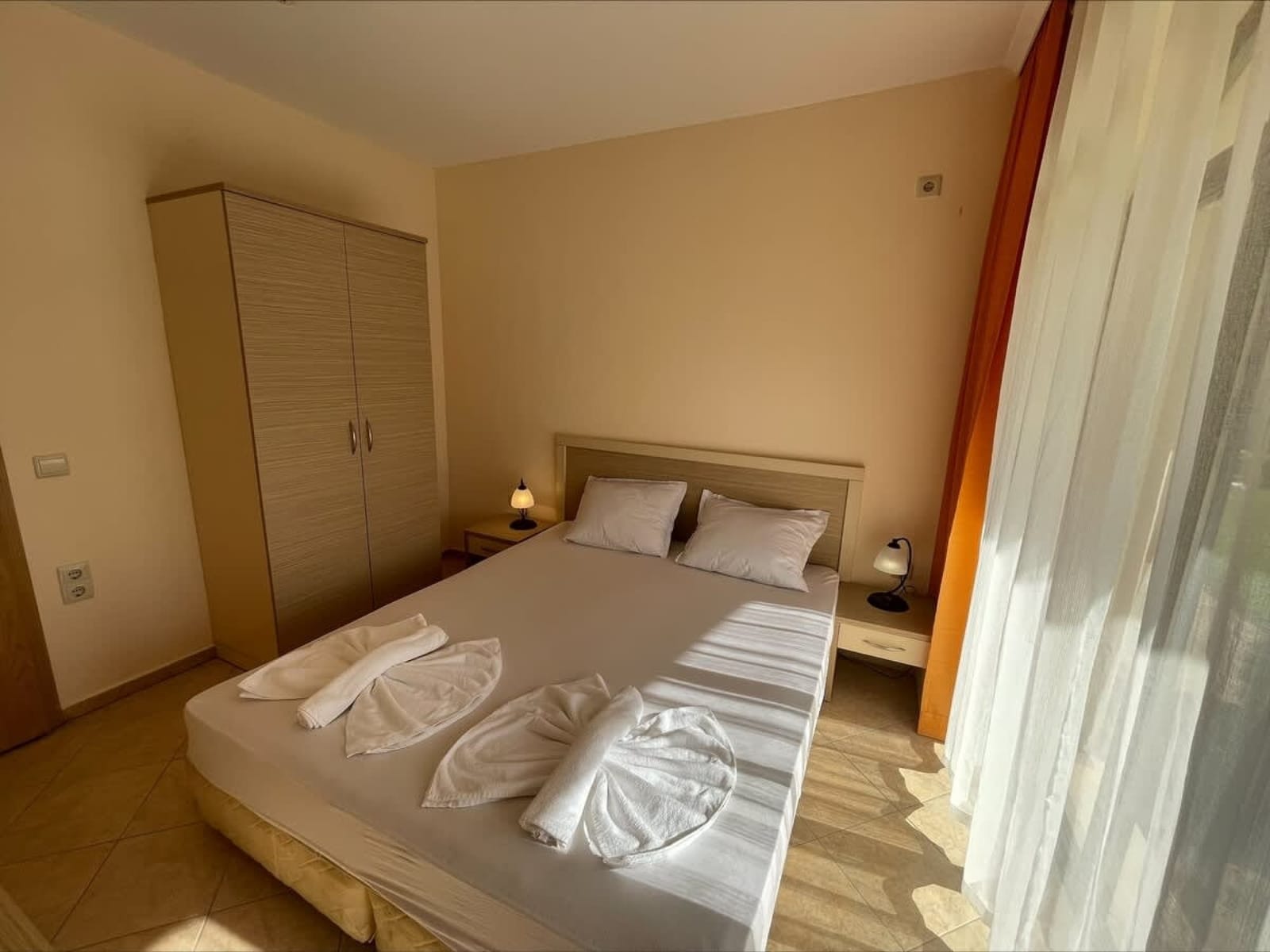 Cozy 1 bedroom apartment in Royal Sun - Photo 14