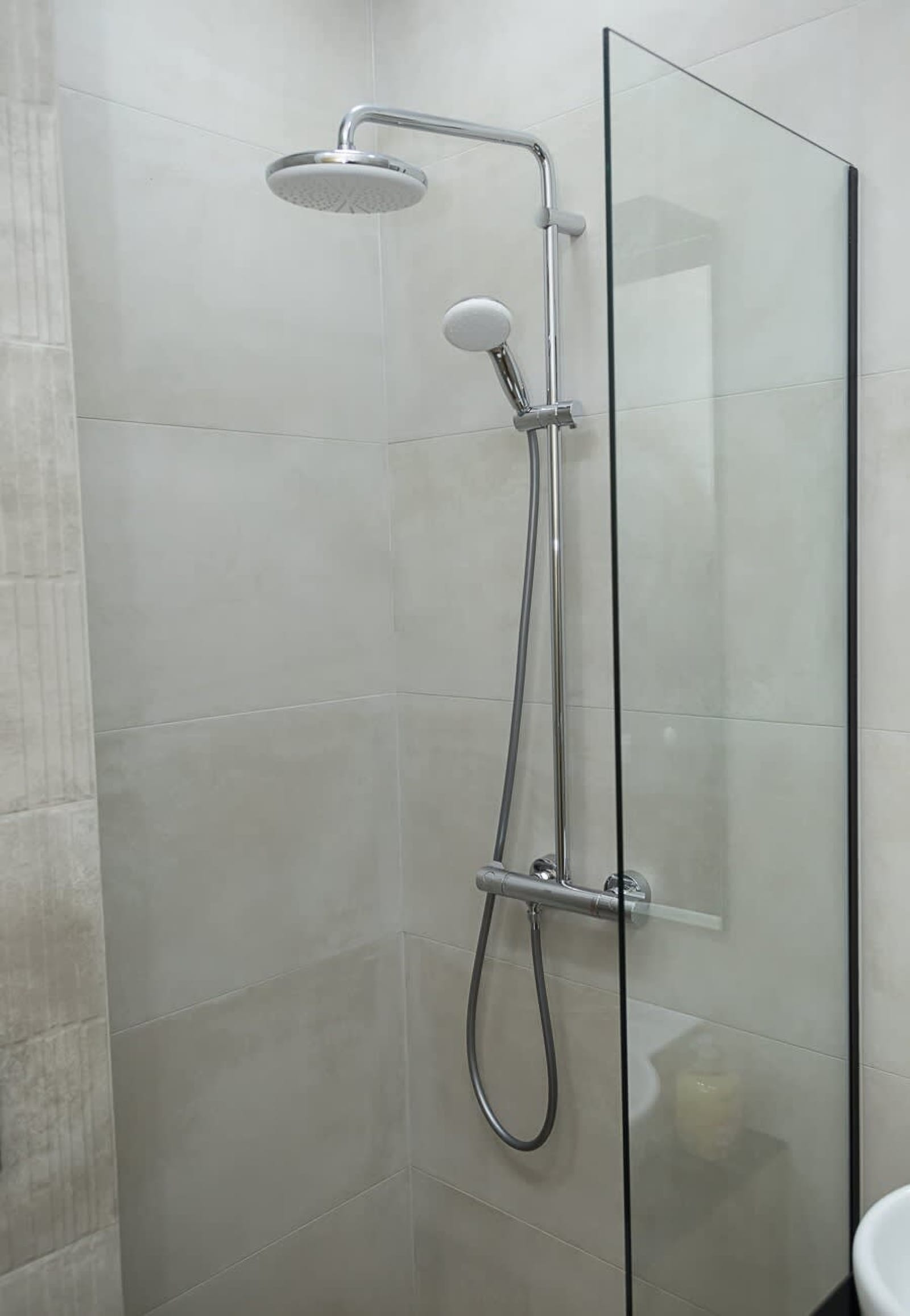 Moonlight Terrace – Panoramic Views, Luxe Comfort - Photo 19