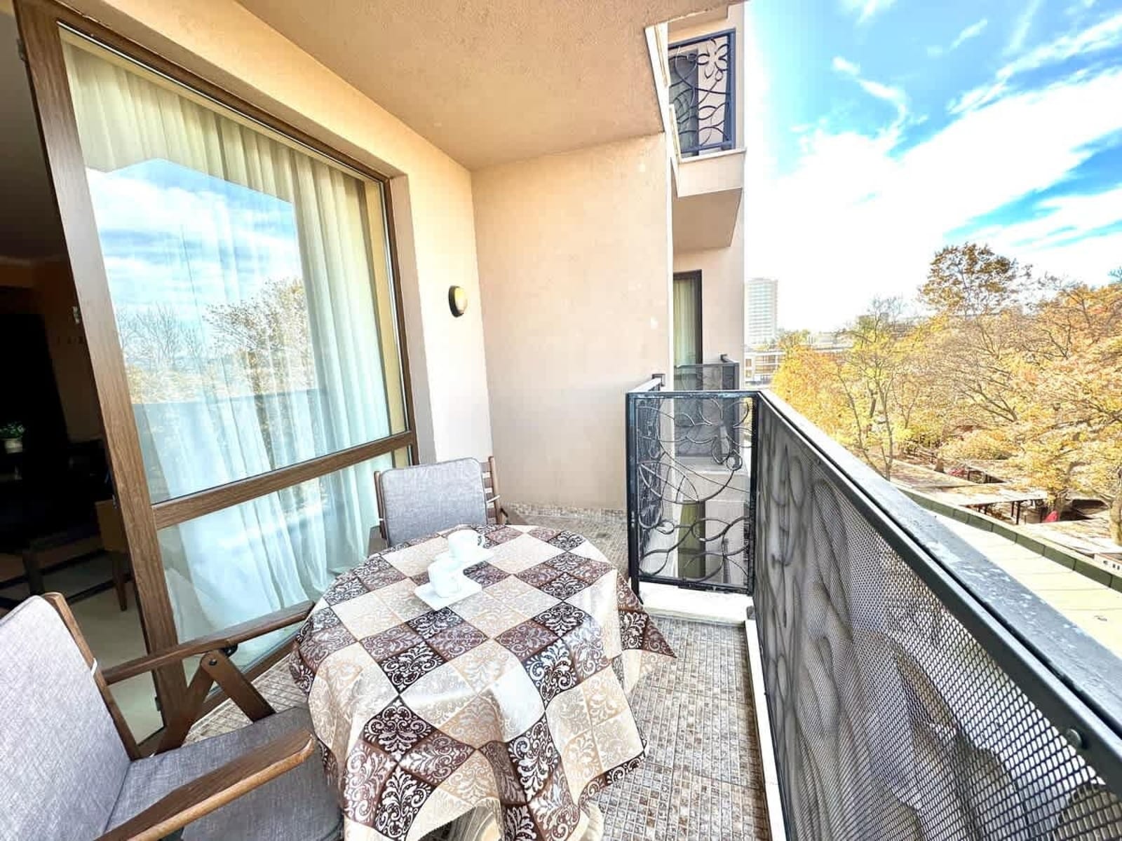 Cozy two bedroom in Royal Beach - Photo 49