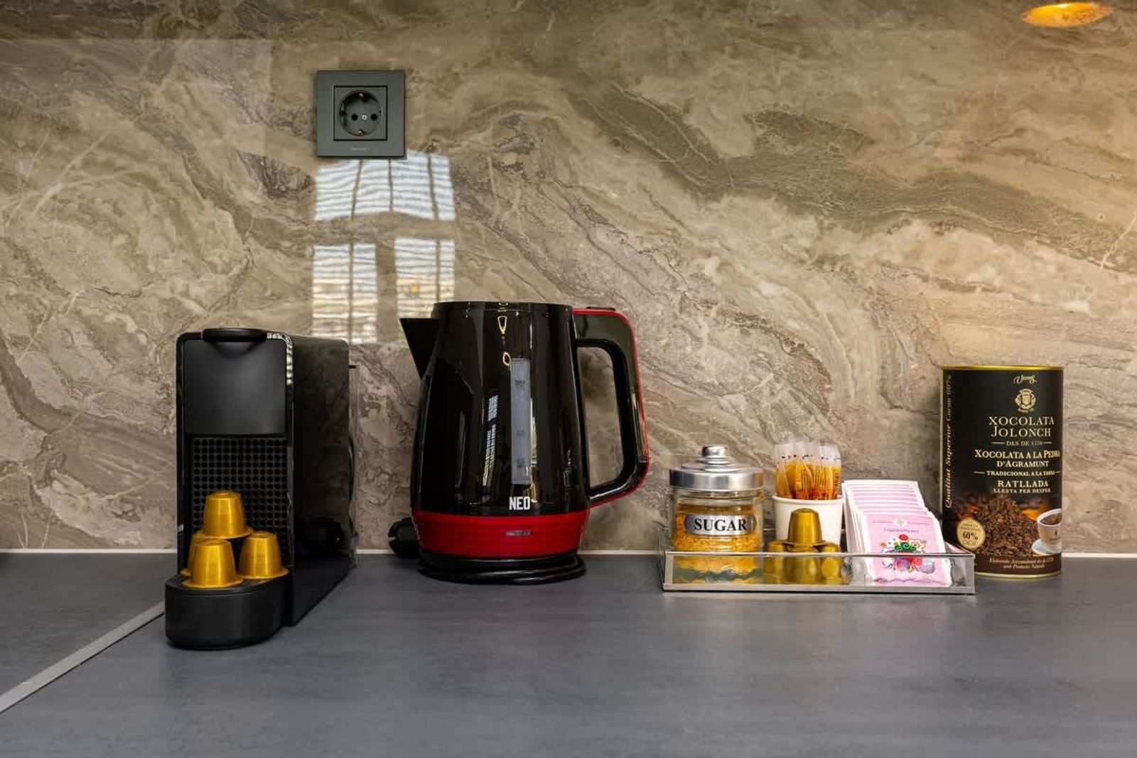 Central Apartments with Garden view - Apt No. 8 - Photo 17