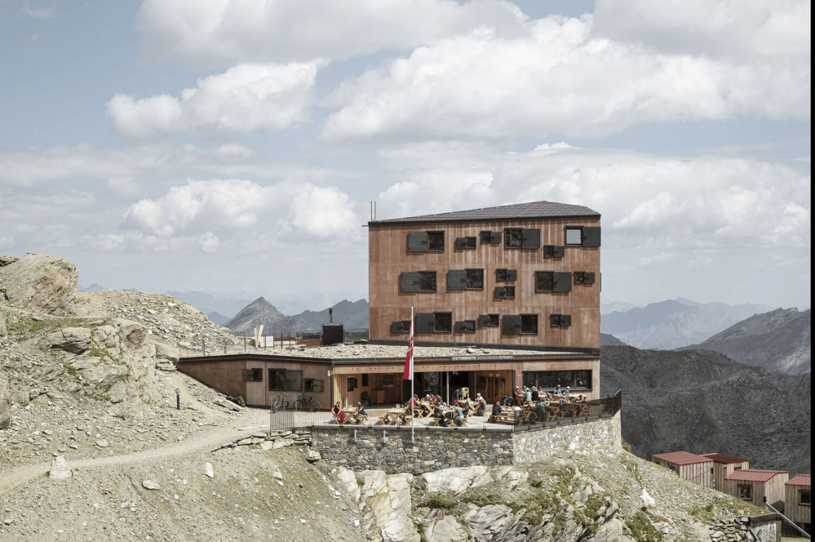 Rifugio Petrarca Hut - Photo 5