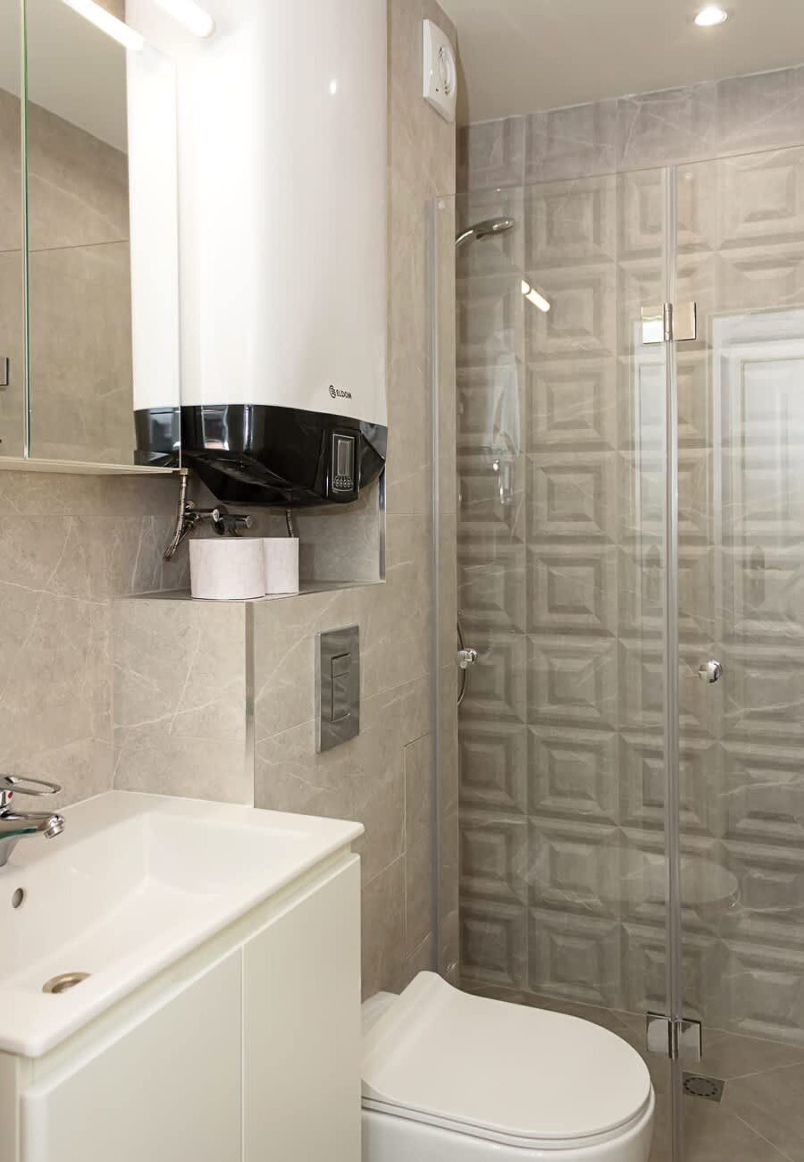 2BD Home In The Heart Of Varna with Parking - Gold - Photo 25