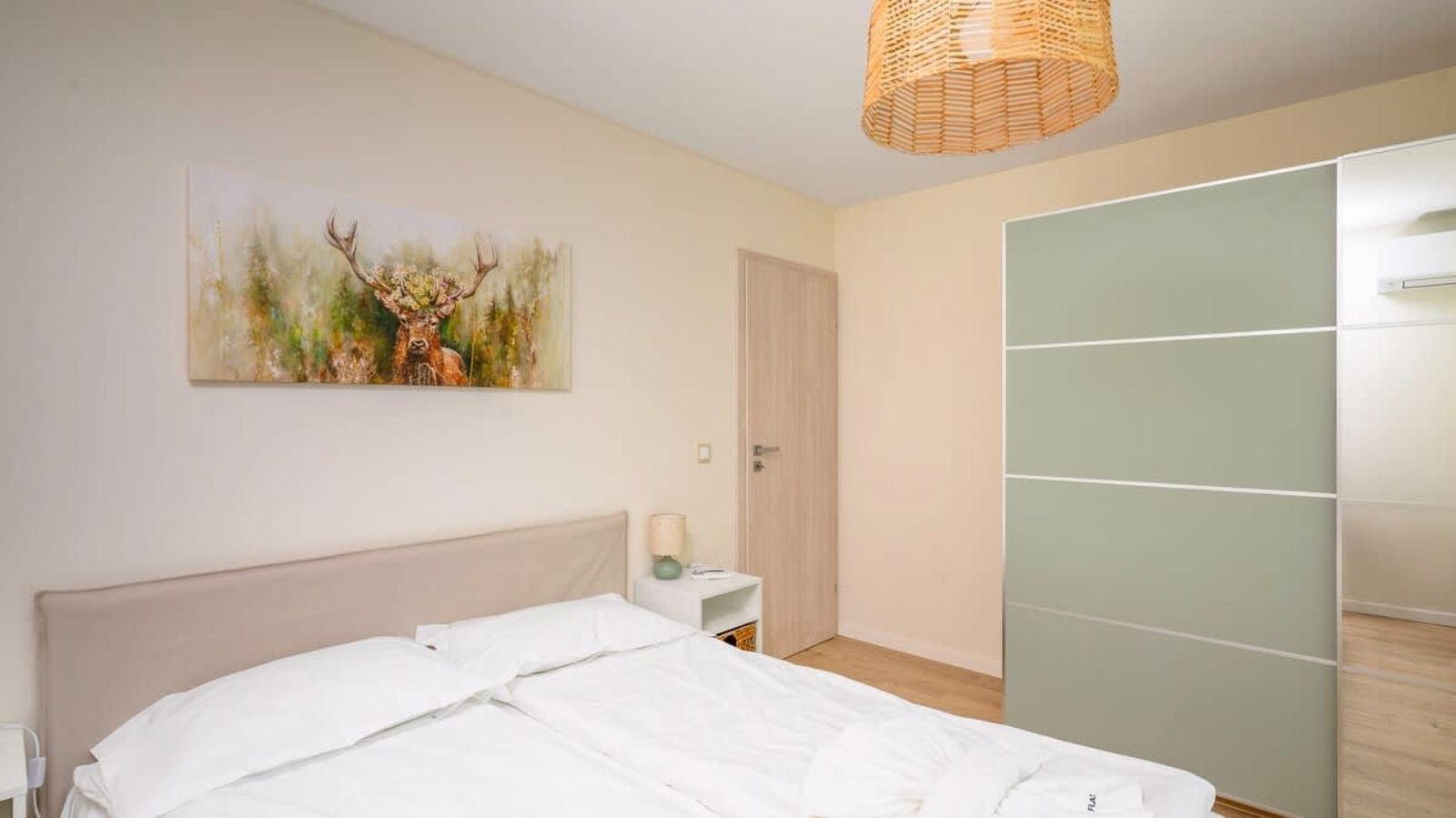 Cozy 1BD Apartment next to NDK - Photo 2