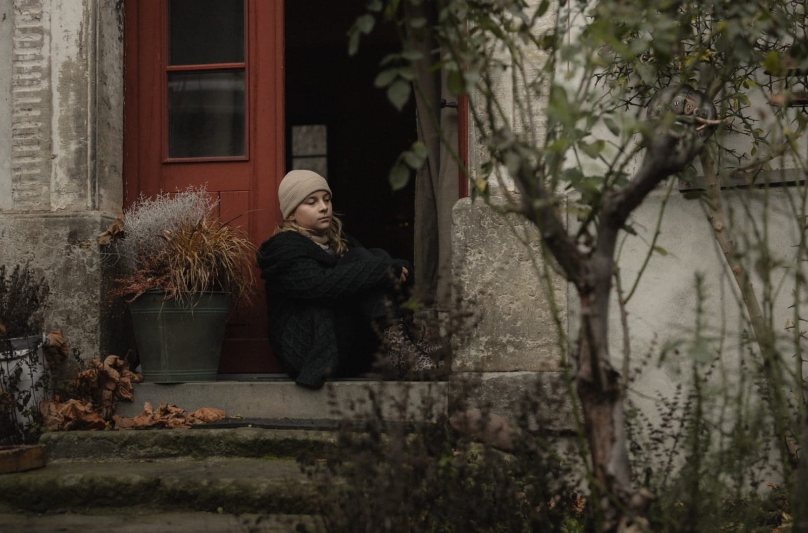 Historic Half-Timbered Farmhouse with Cinematic Garden &amp; Authentic European Atmosphere - Photo 2