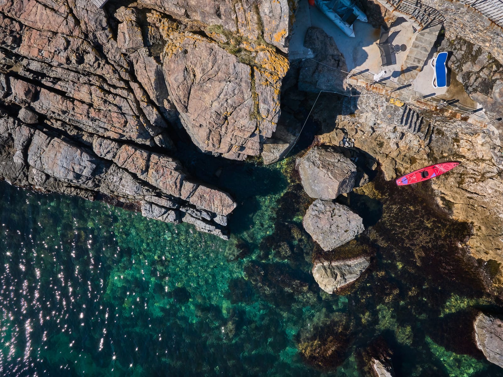 Loft-Style Studio Apartment on the Beach - Photo 9