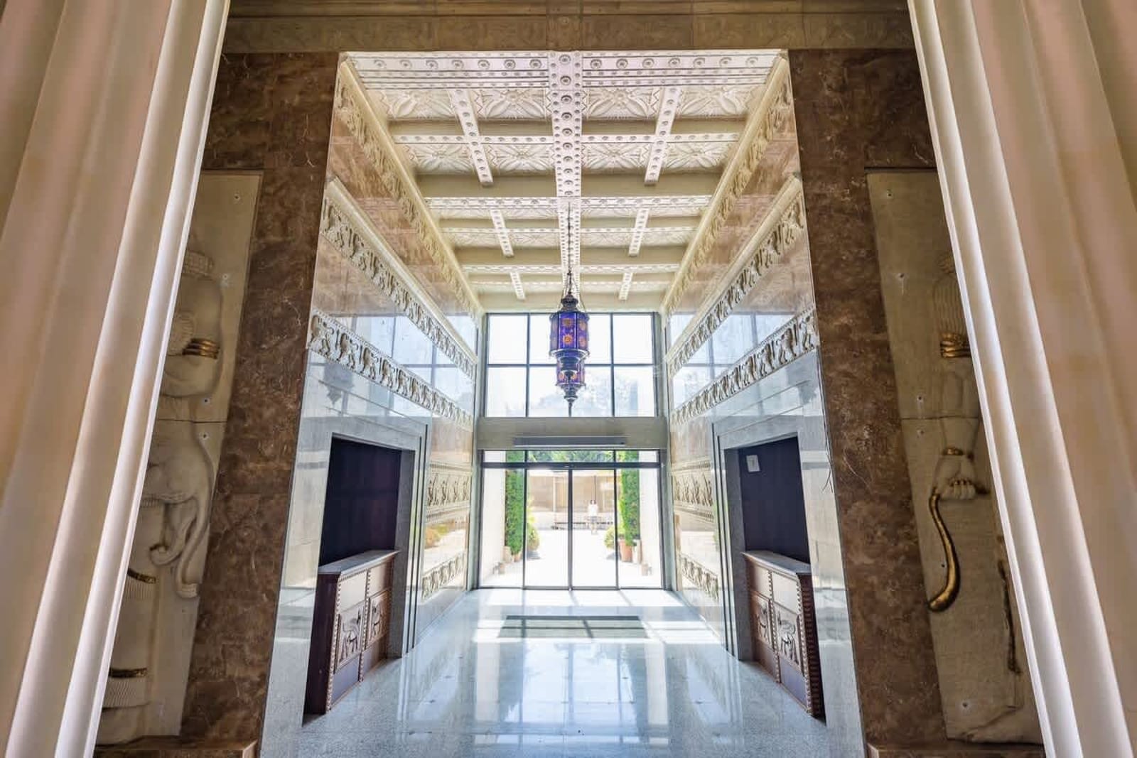 Elegant Apartment with Balcony in Argisht Palace - Photo 25