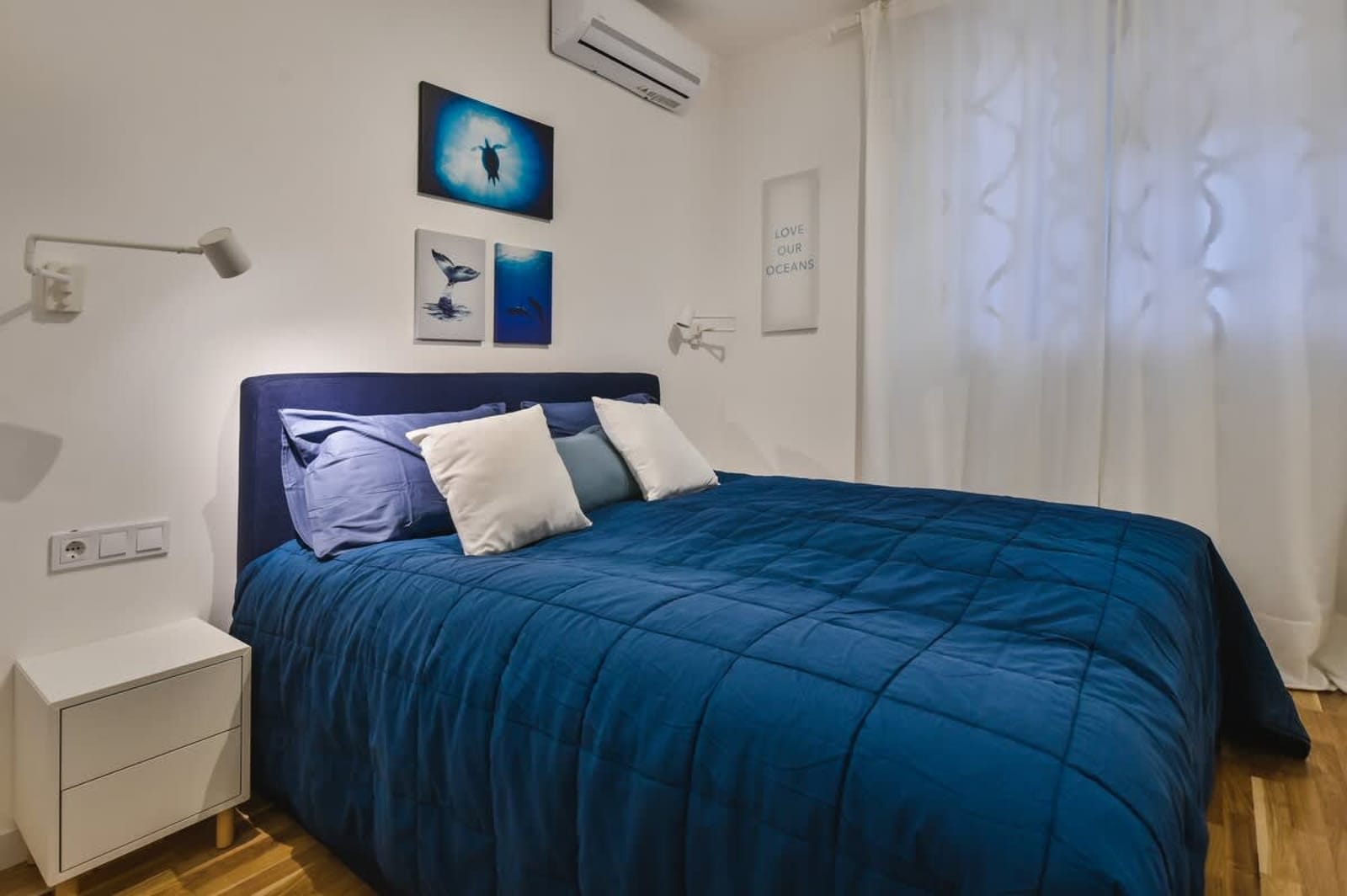 Pieces of Nature in a Stylish One-bedroom Flat - Photo 15