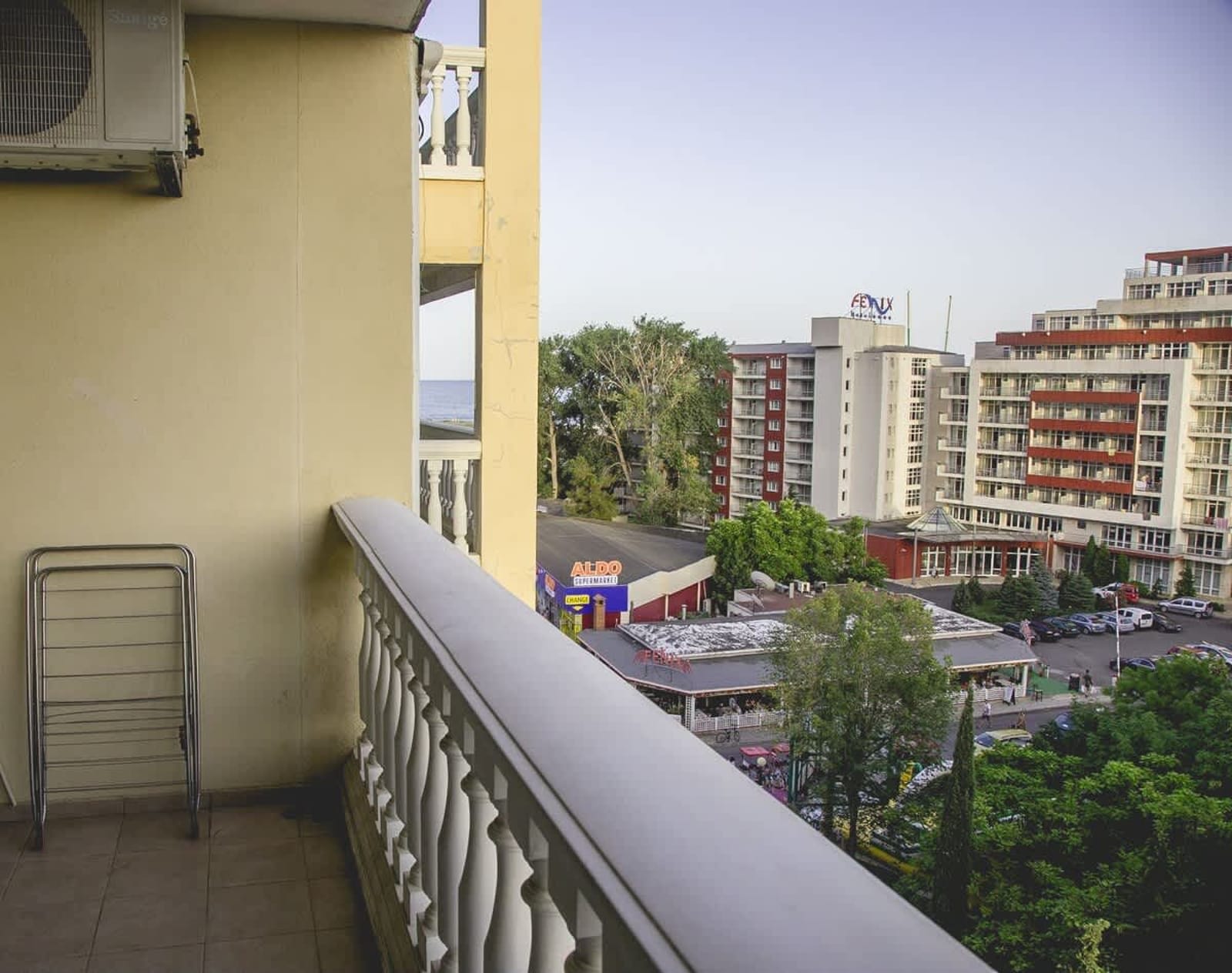 Private Studio in Planet Hotel, Sunny Beach Center - Photo 12