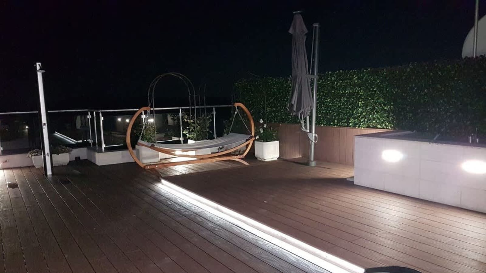 Under the Stars - Lux. Penthouse w/ POOL + Terrace - Photo 70