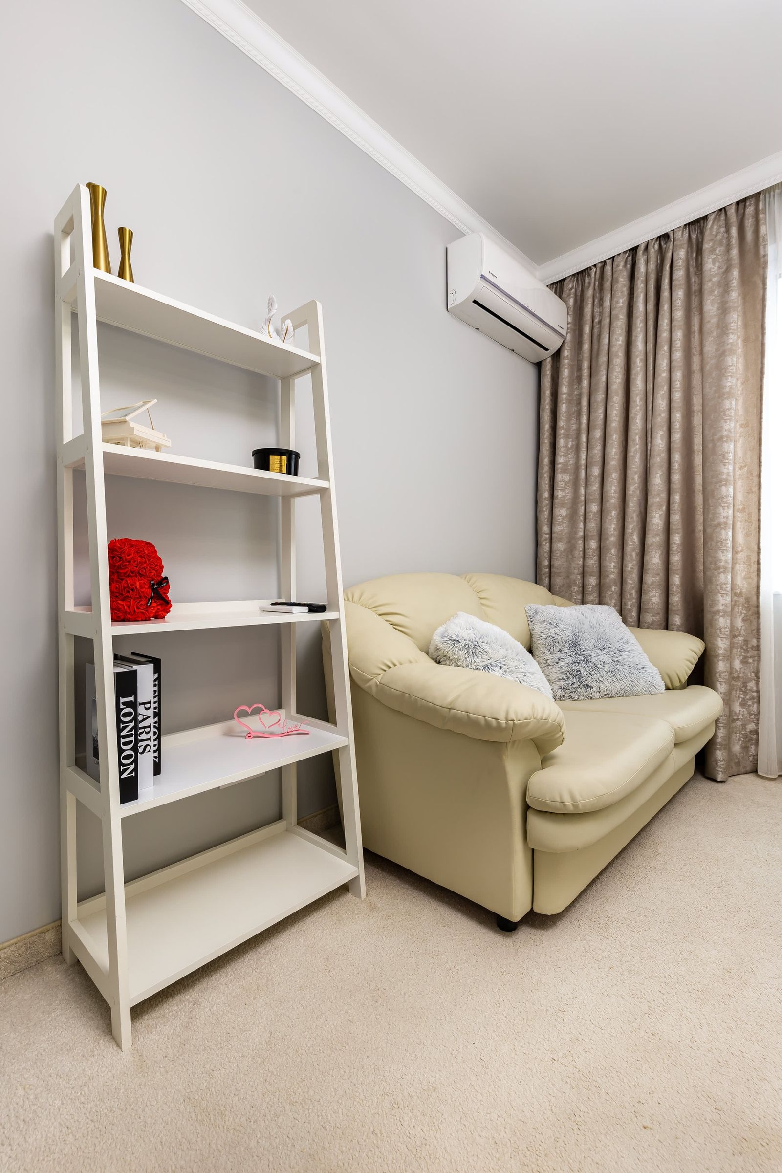 Sunny Modern 1BR Retreat with Cozy Balcony - Photo 19