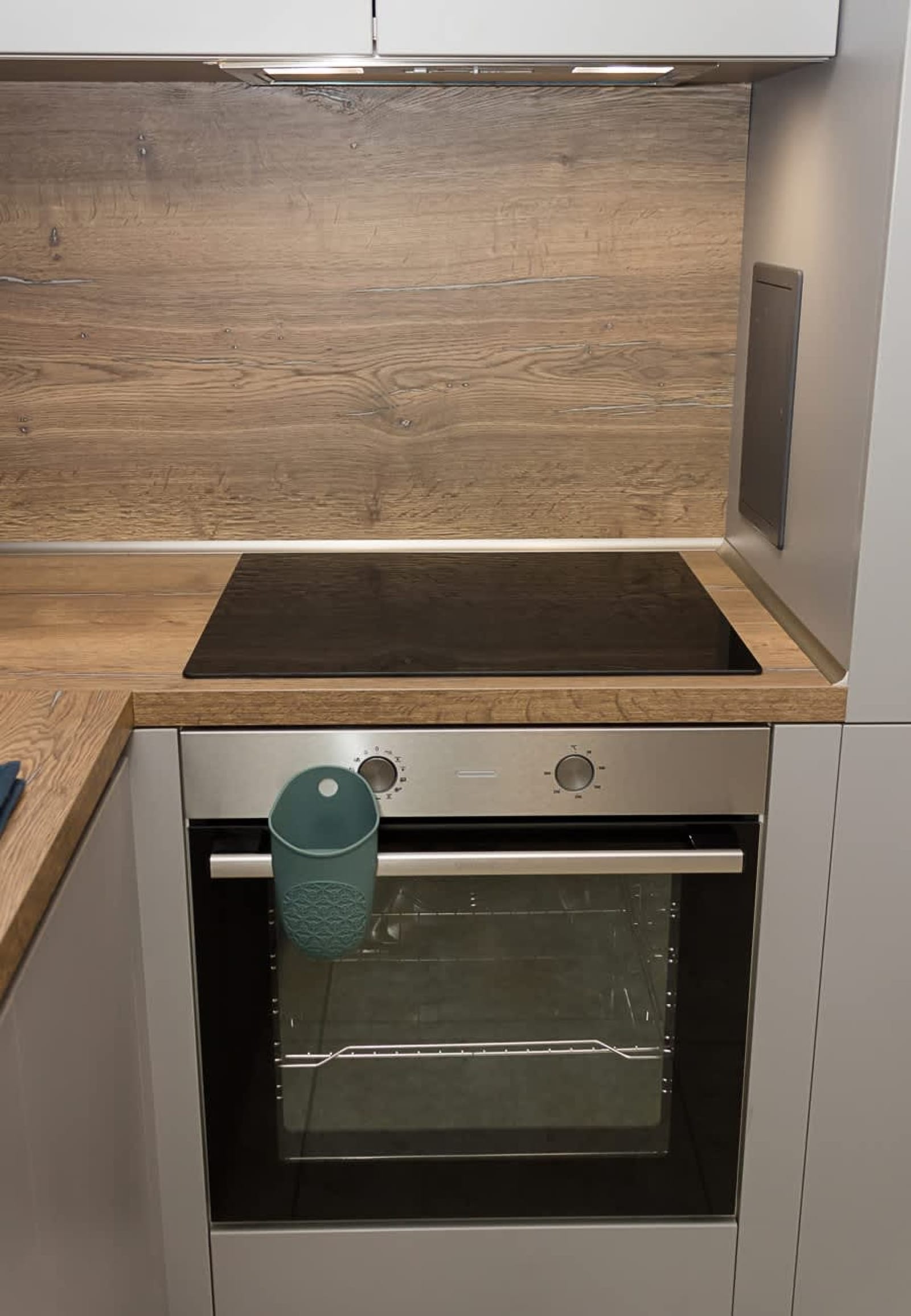 Blue Wave Varna- 2BD Flat with Parking - Photo 12