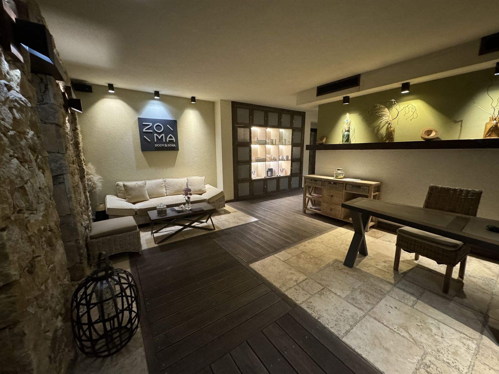 Zornitza Family Estate - Hotel - Photo 18