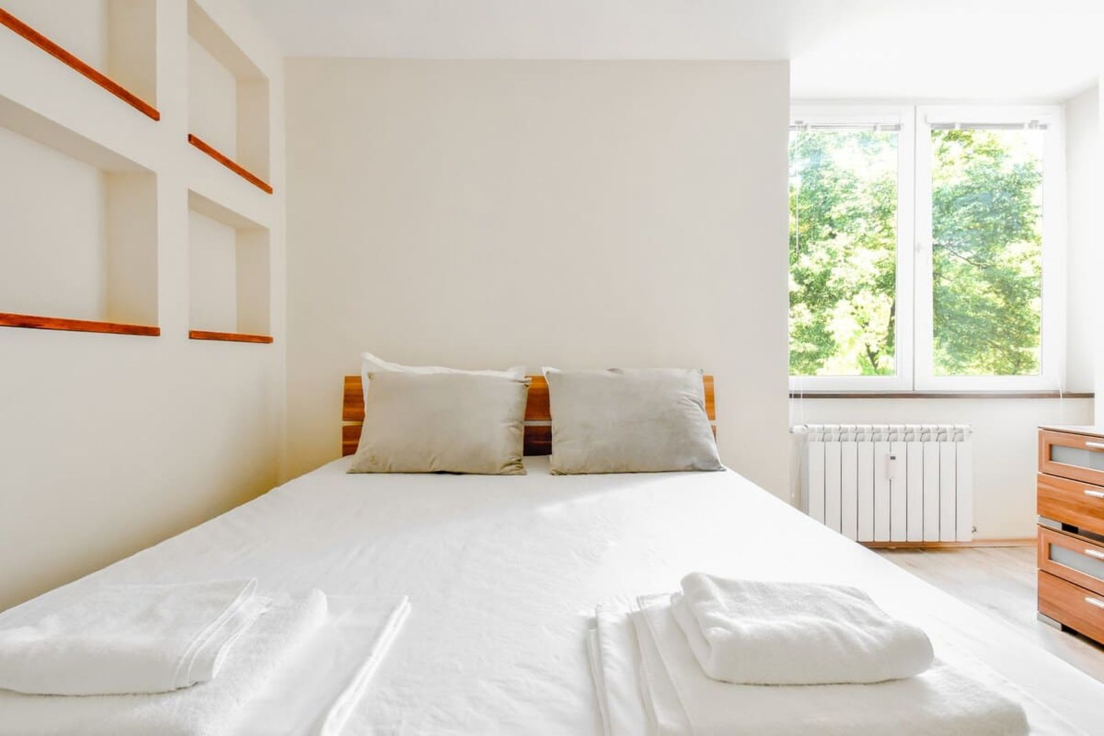 Modern 2BD Flat in Central Sofia + Workspace - Photo 6