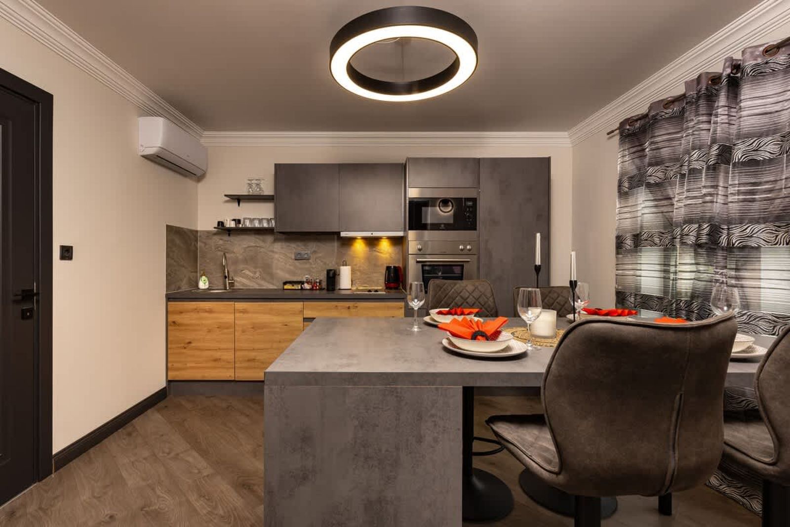 Central Apartments with Garden view - Apt No. 6 - Photo 8